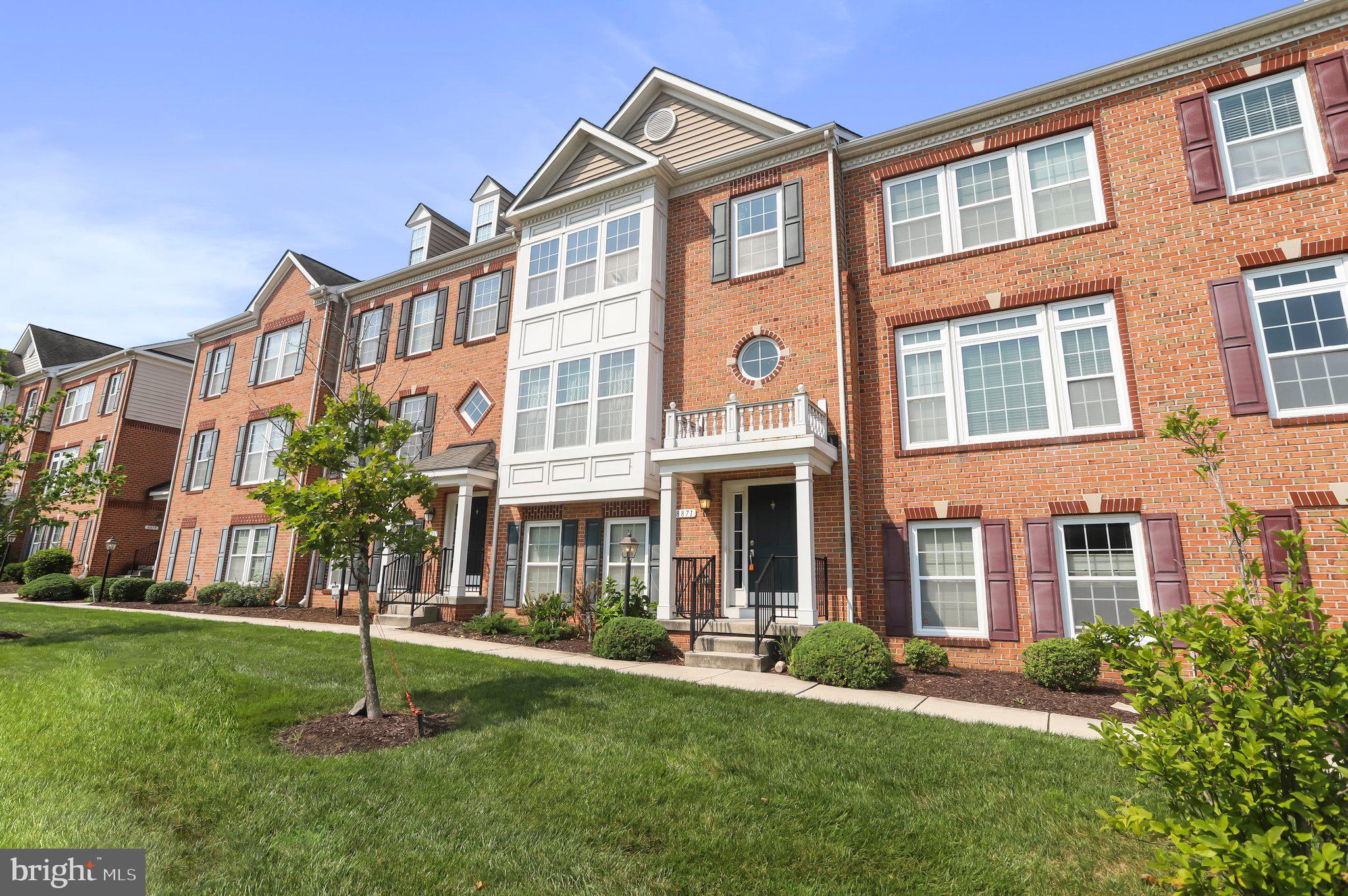 GATEWAY OVERLOOK - Residential Lease