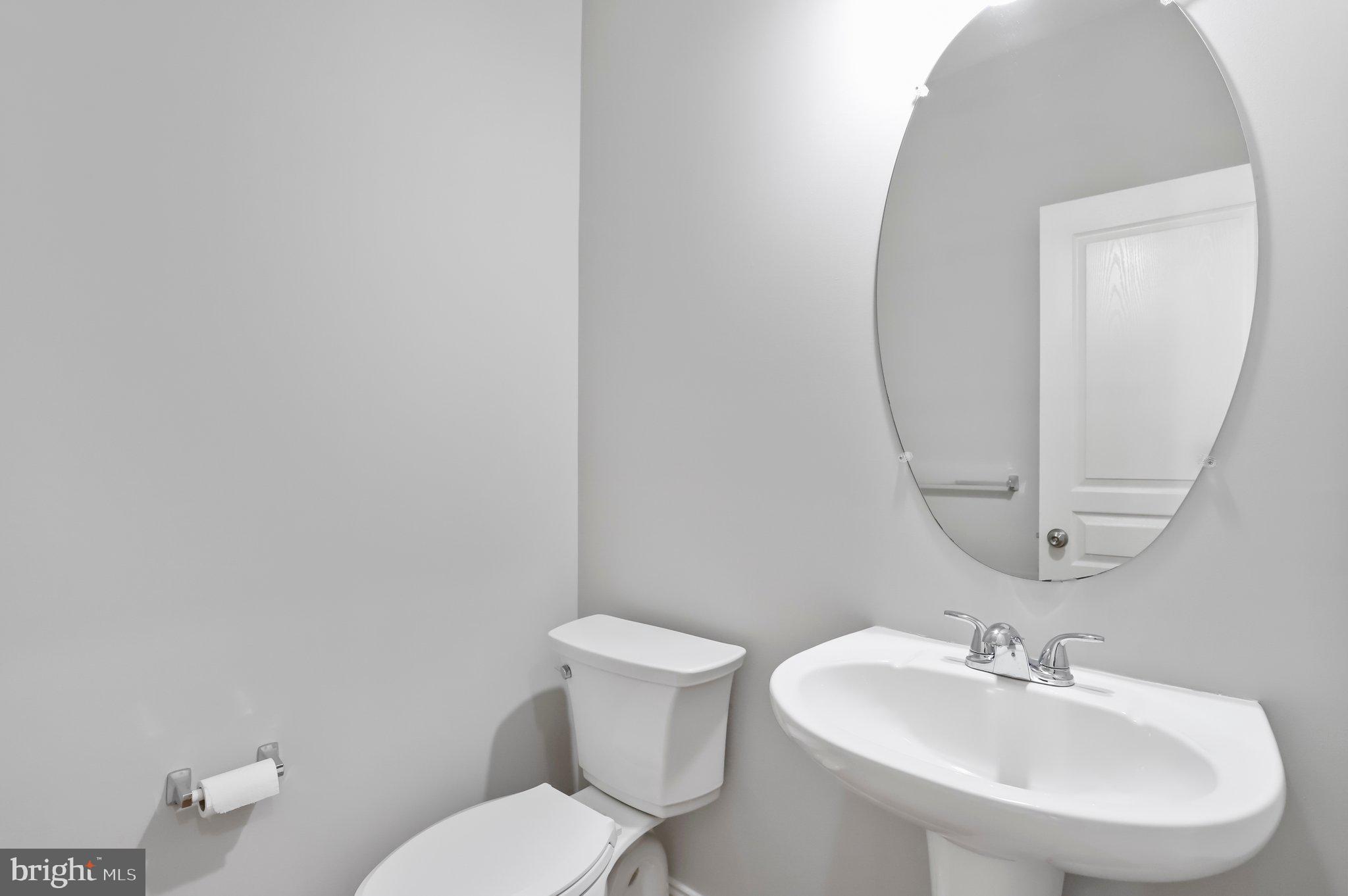 GATEWAY OVERLOOK - Residential Lease