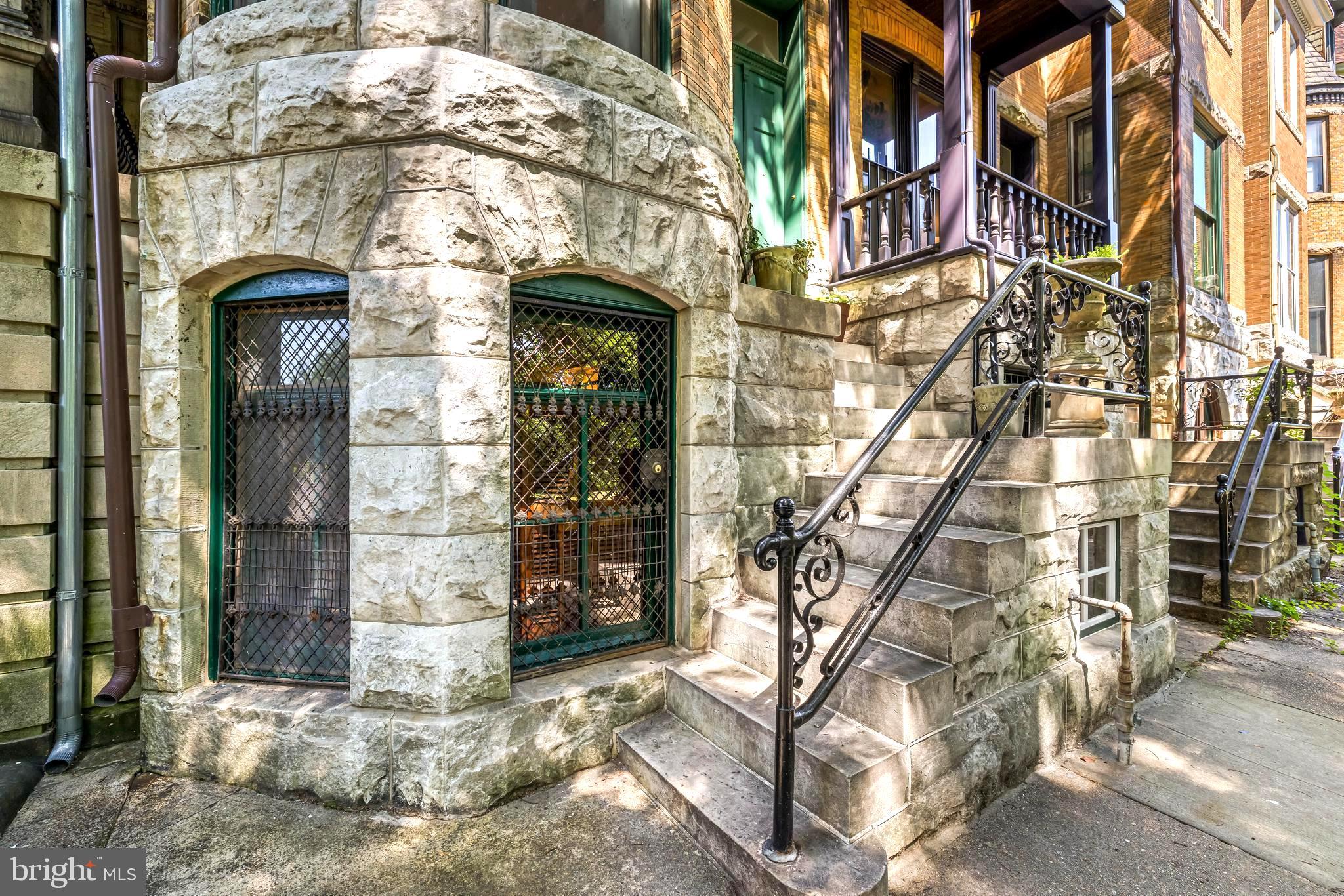 2014 MOUNT ROYAL TERRACE