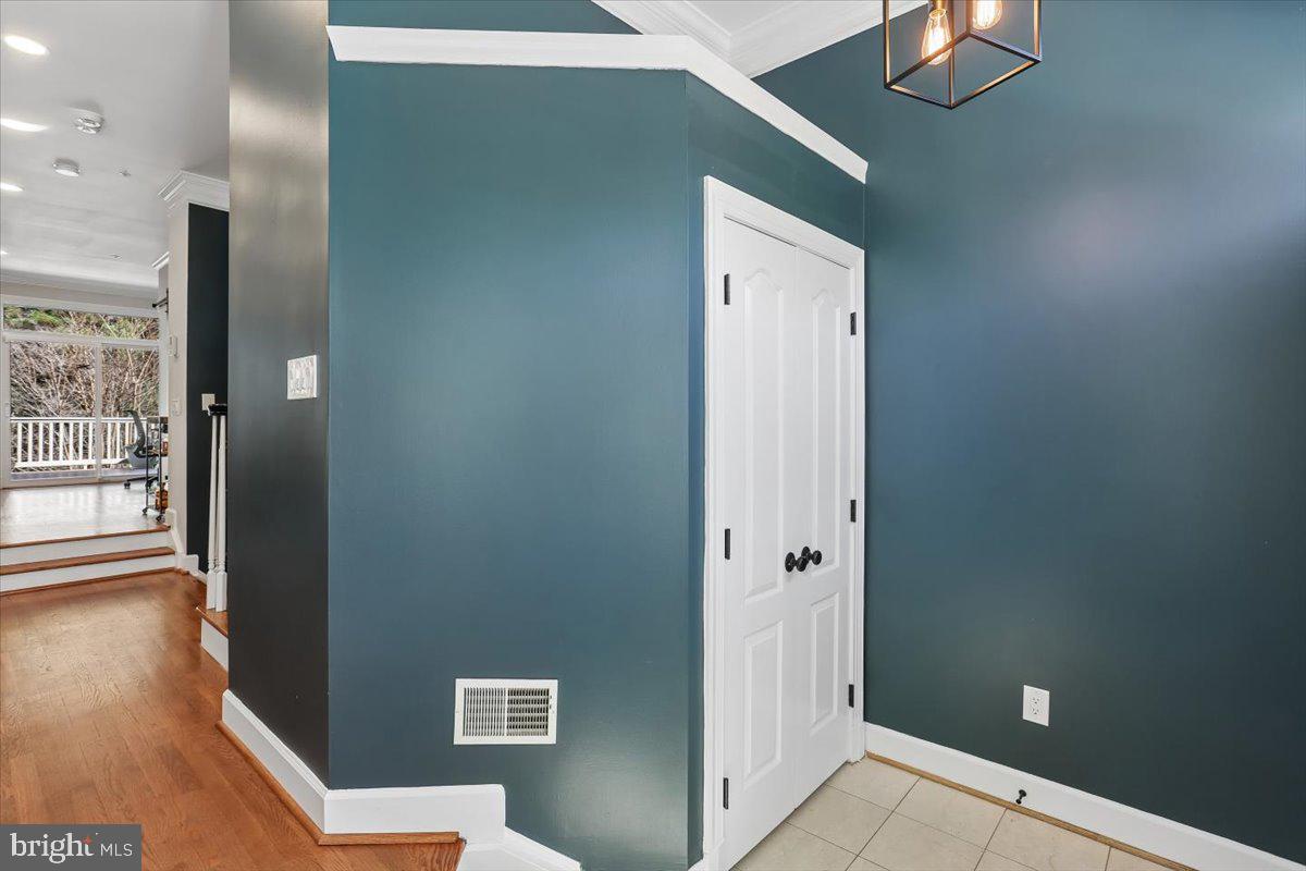 405 WINDING ROSE DRIVE