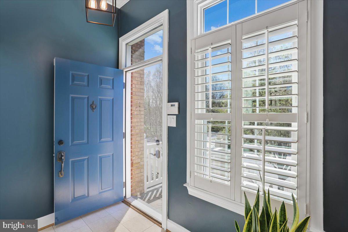 405 WINDING ROSE DRIVE