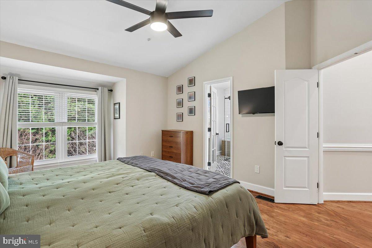 ROSE HILL FALLS - Residential