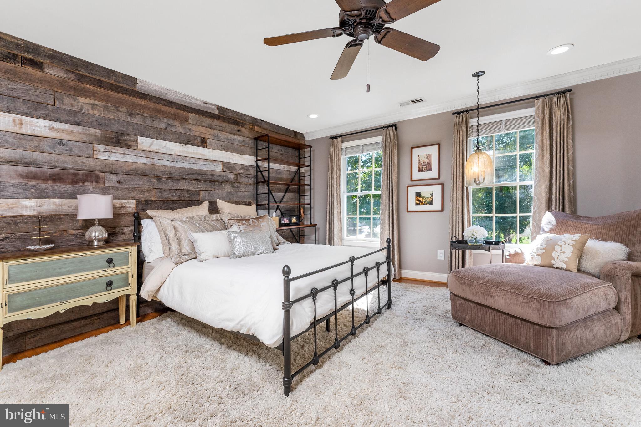 OAKTON CHASE - Residential