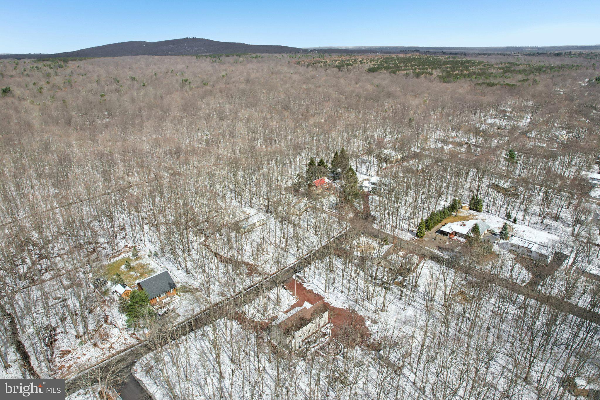 INDIAN MOUNTAIN LAKE - Residential