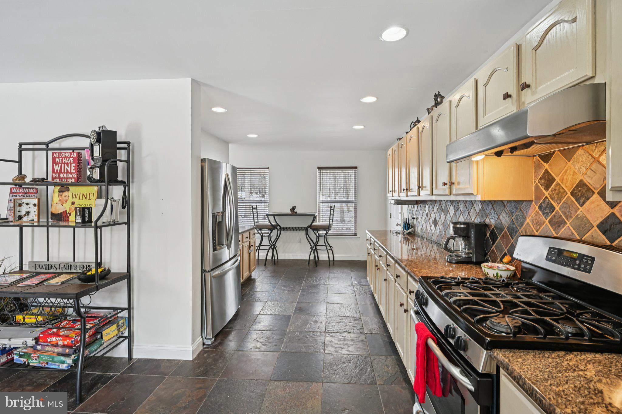 INDIAN MOUNTAIN LAKE - Residential