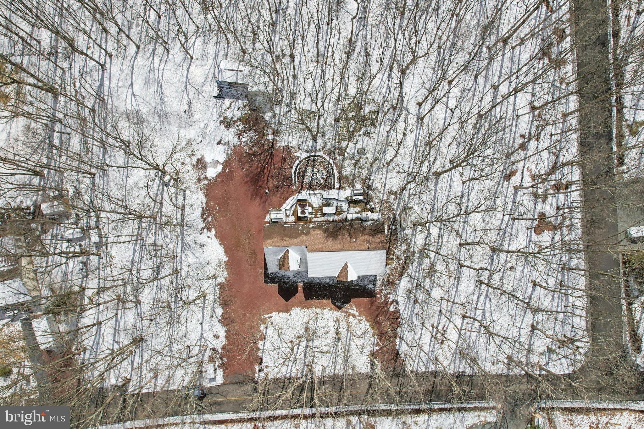 INDIAN MOUNTAIN LAKE - Residential