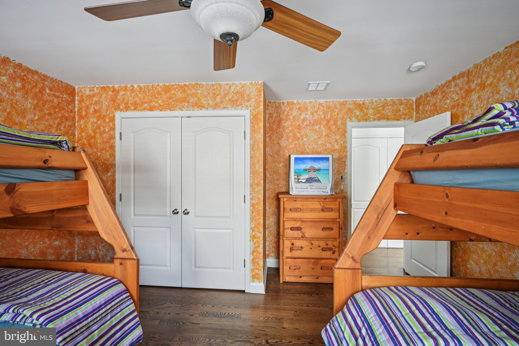 INDIAN MOUNTAIN LAKE - Residential