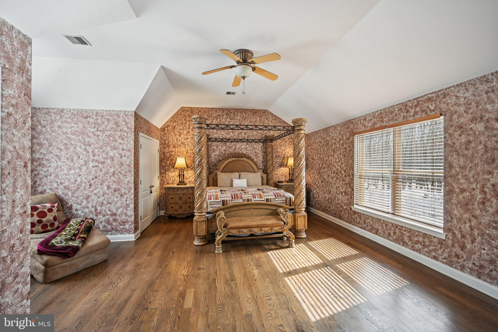 INDIAN MOUNTAIN LAKE - Residential