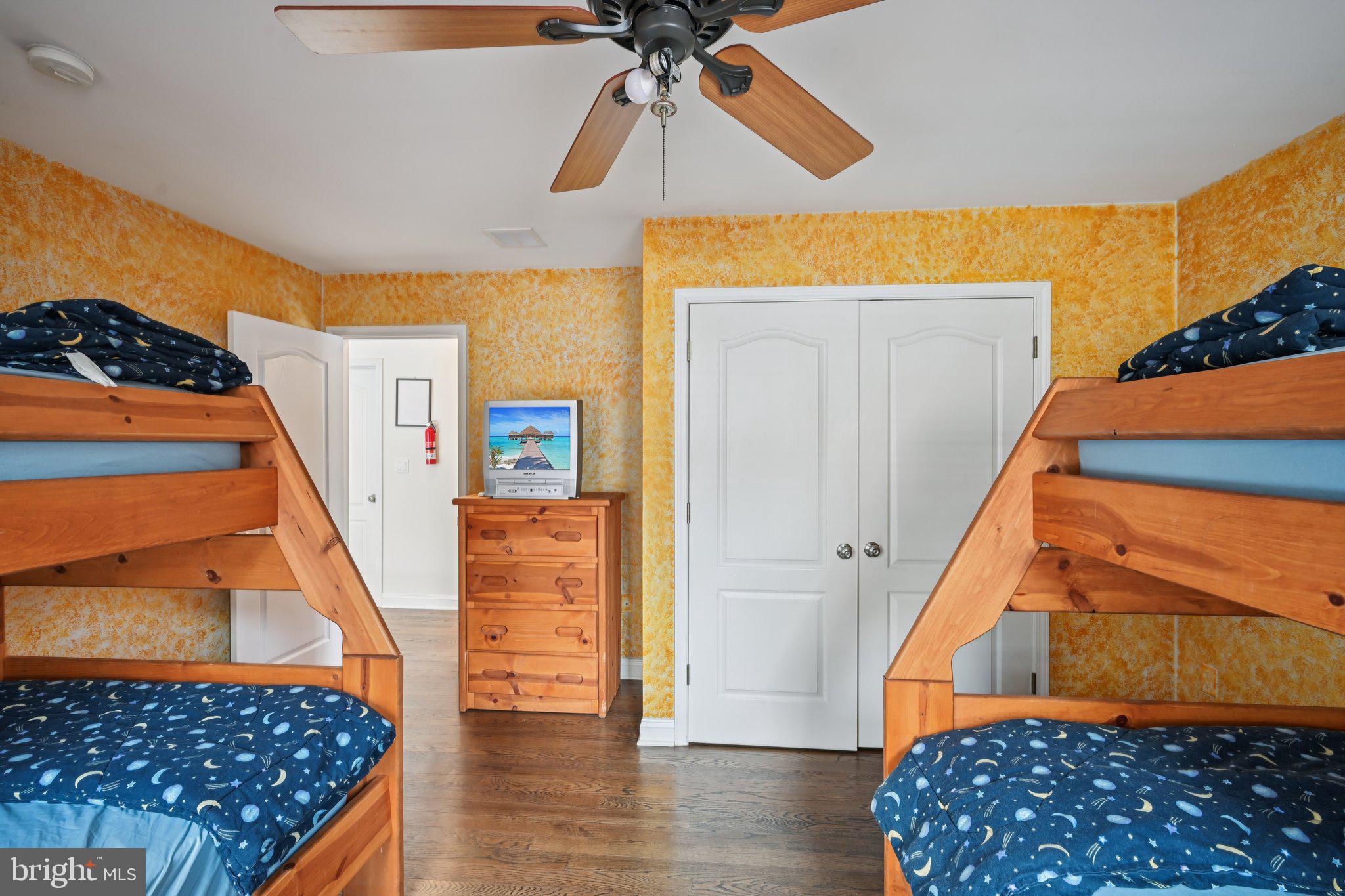 INDIAN MOUNTAIN LAKE - Residential