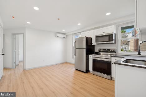 RIDLEY PARK - Residential Lease