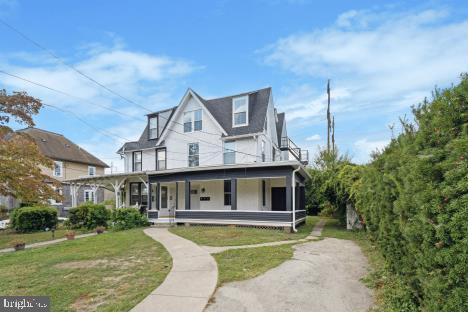 RIDLEY PARK - Residential Lease