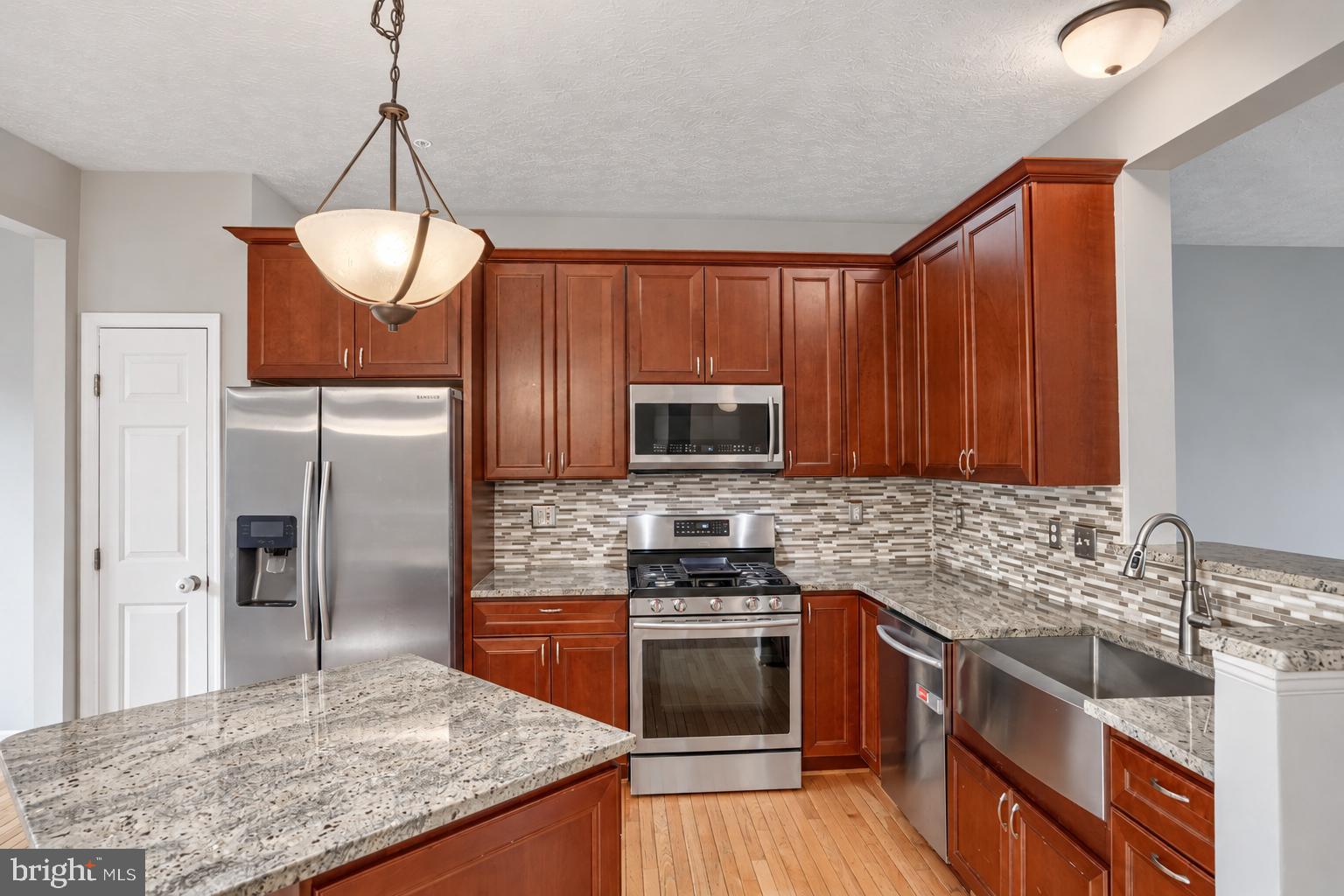 9737 MORNINGVIEW CIRCLE 9737