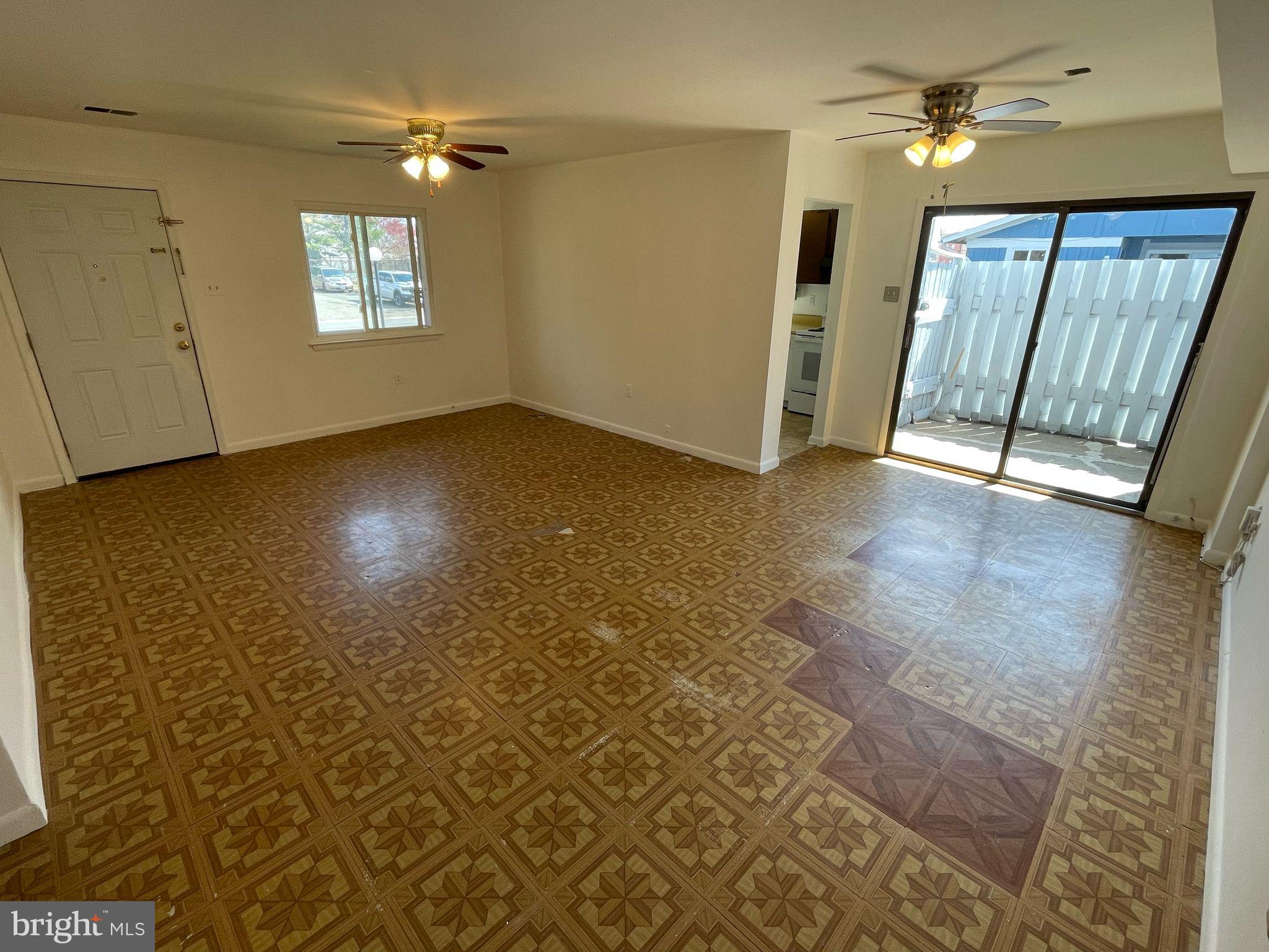 PINEWOOD PARK - Residential