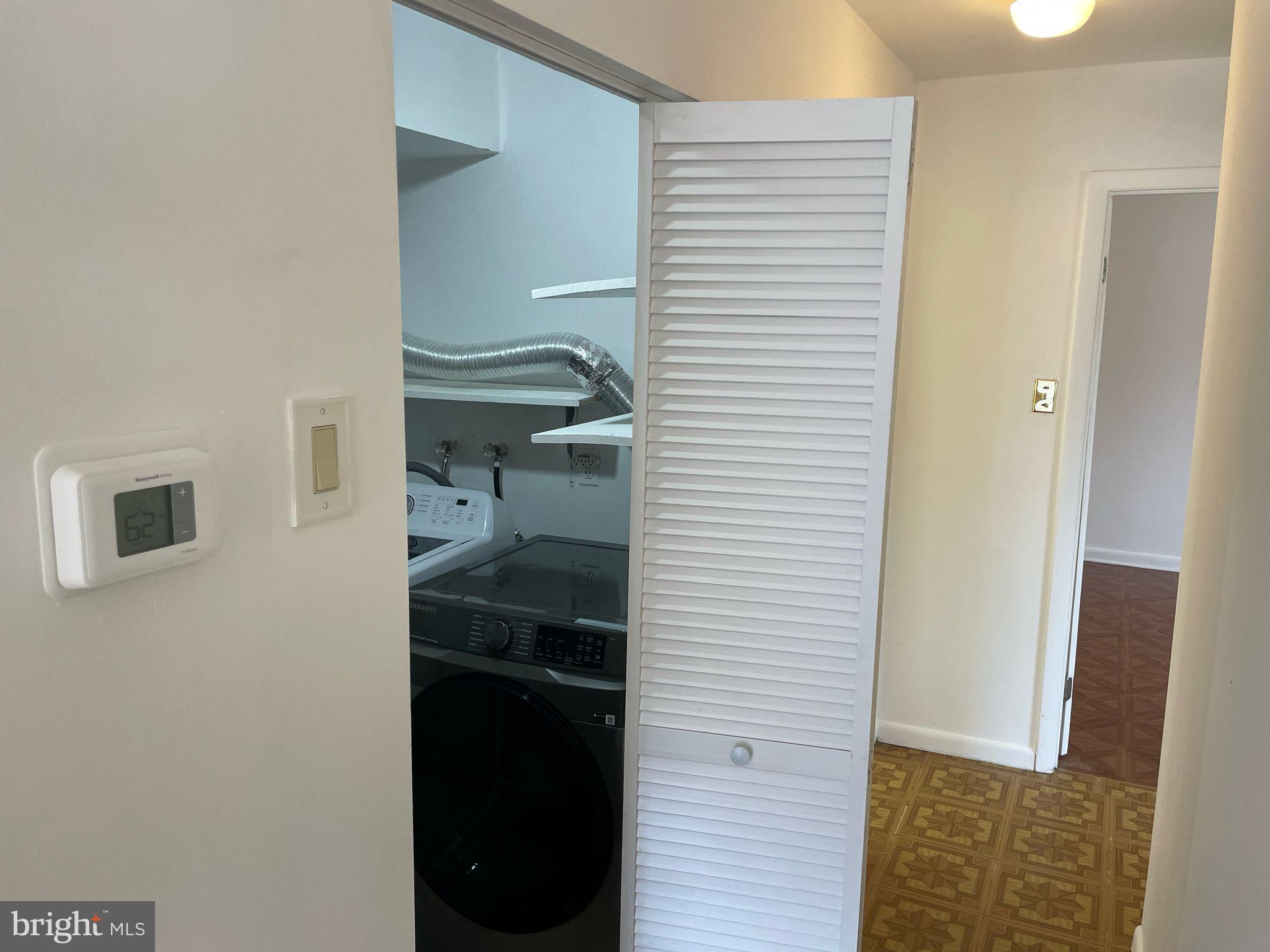 PINEWOOD PARK - Residential