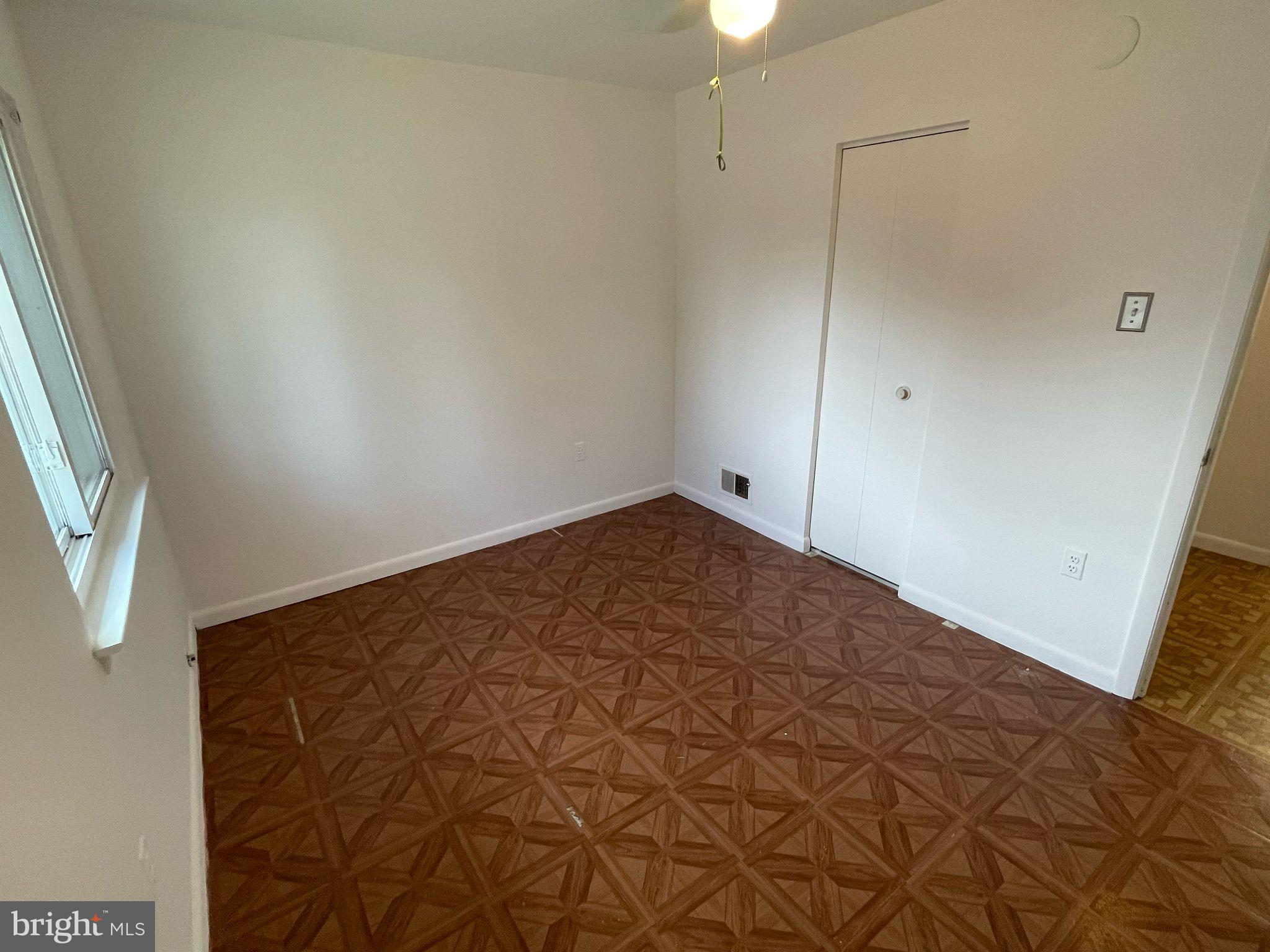 PINEWOOD PARK - Residential