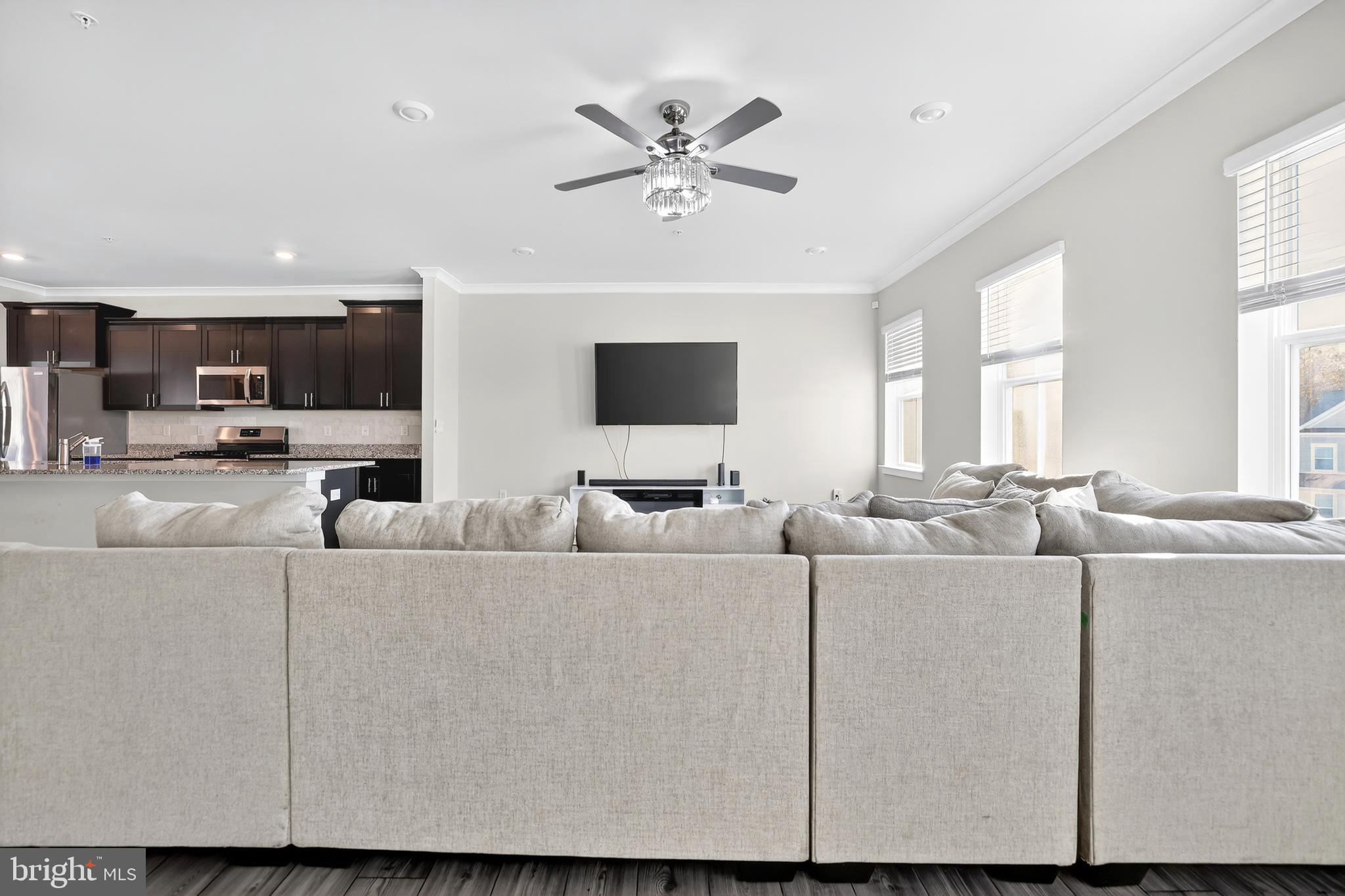 STONEHAVEN - Residential Lease