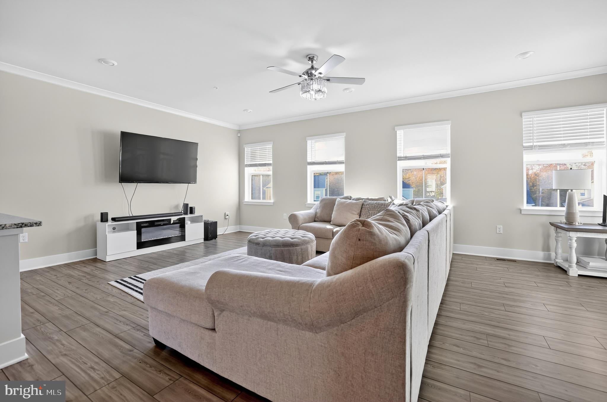 STONEHAVEN - Residential Lease