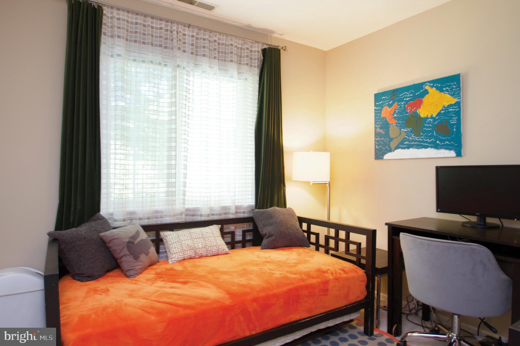 PT OLNEY OUT RES 2 - Residential