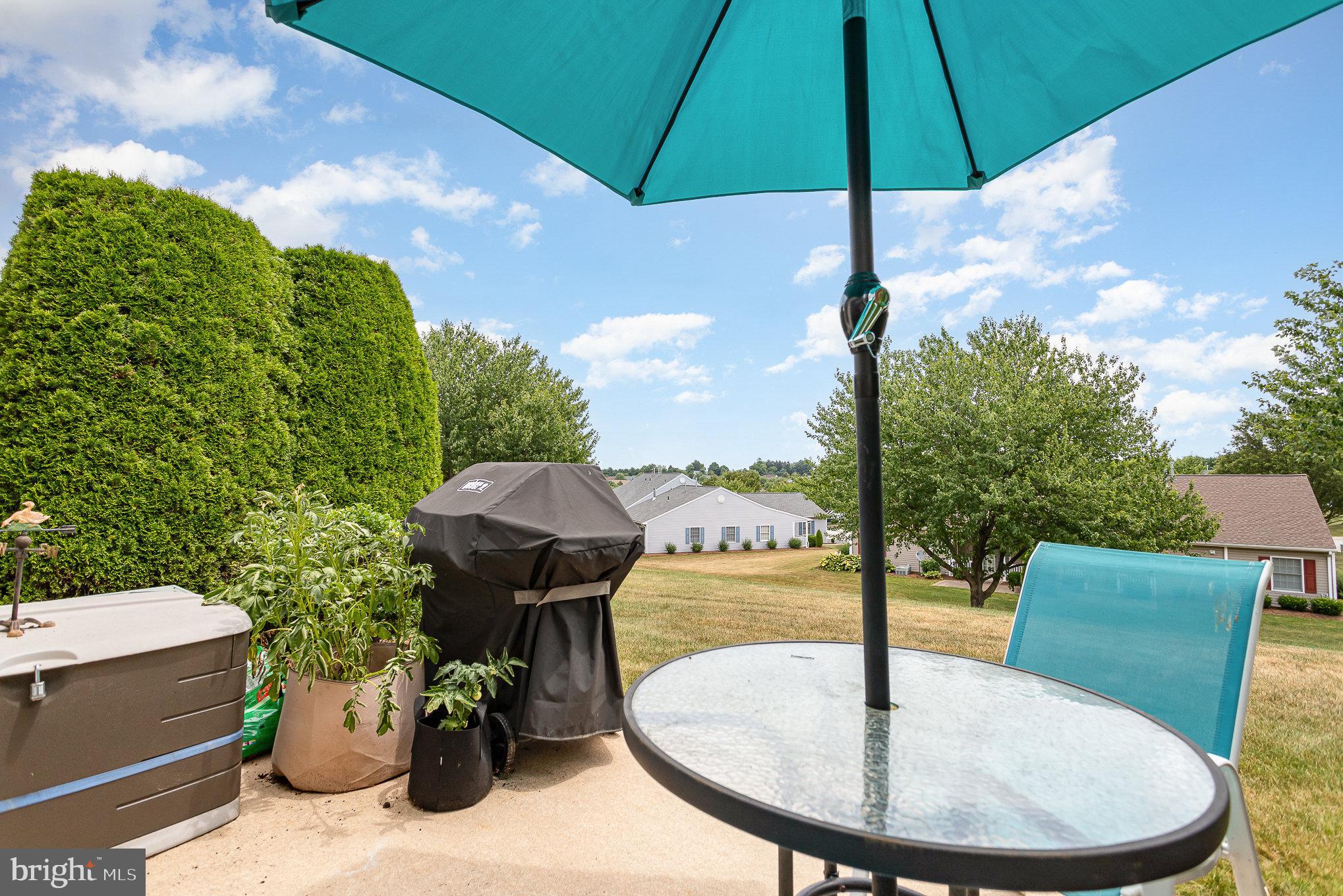 LONGSTOWN VILLAGE - Residential