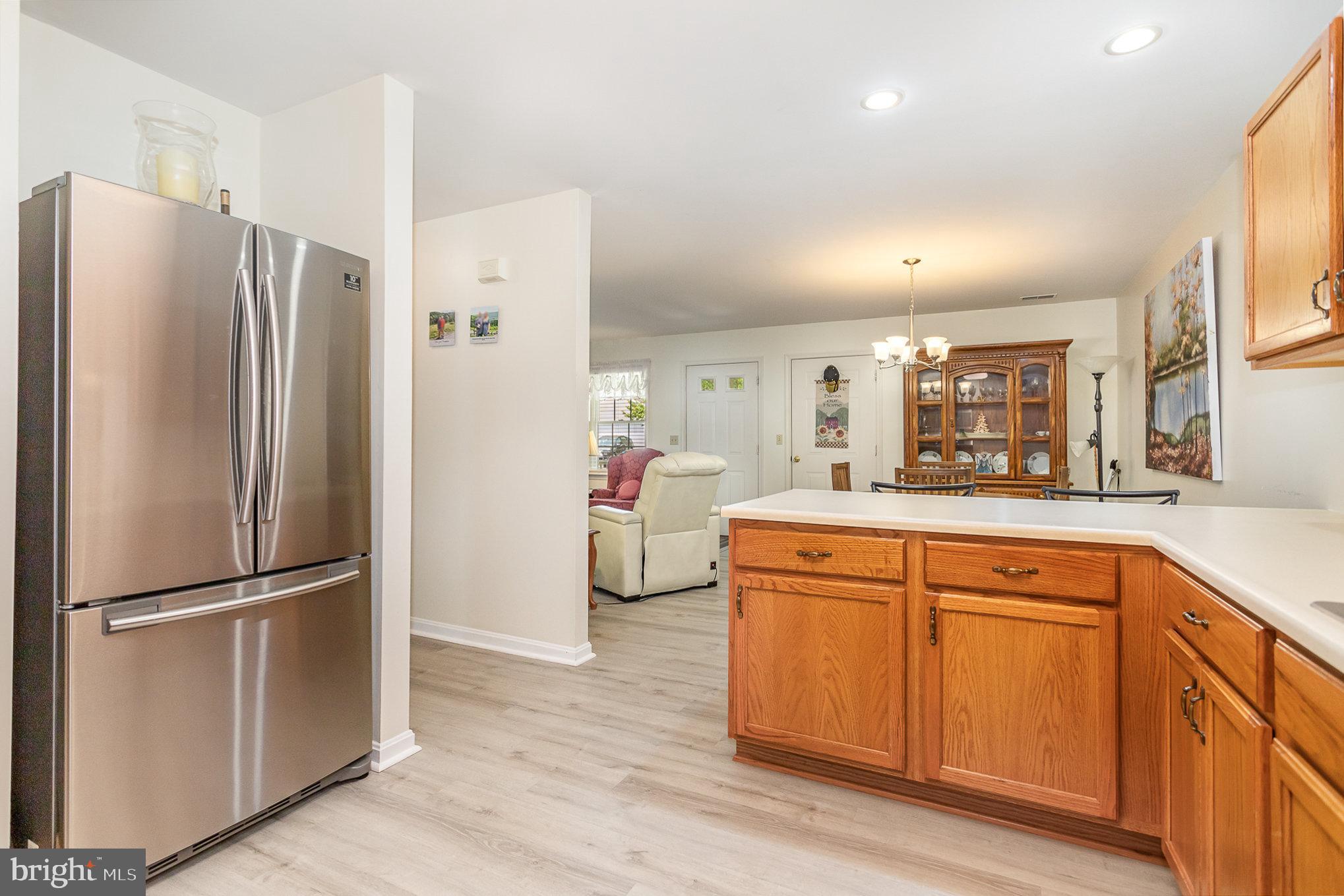 LONGSTOWN VILLAGE - Residential