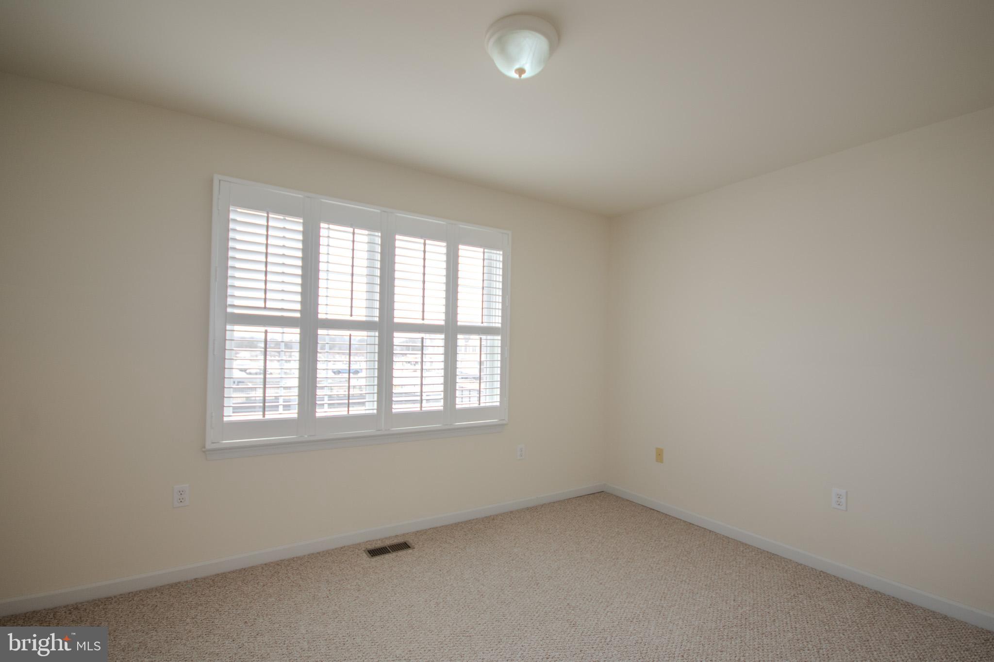 WATERS EDGE - Residential