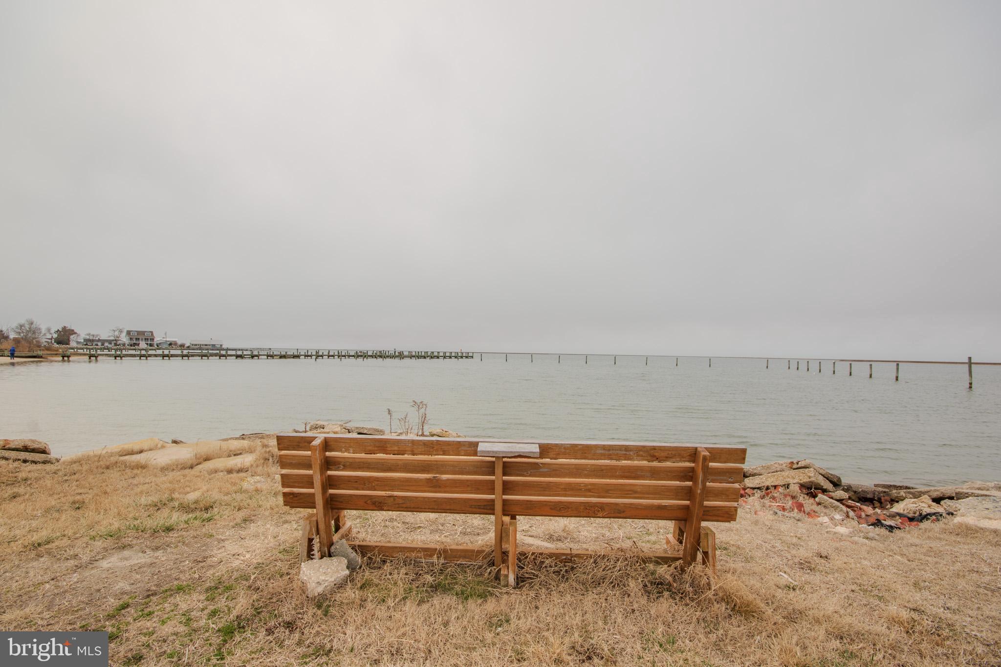 WATERS EDGE - Residential