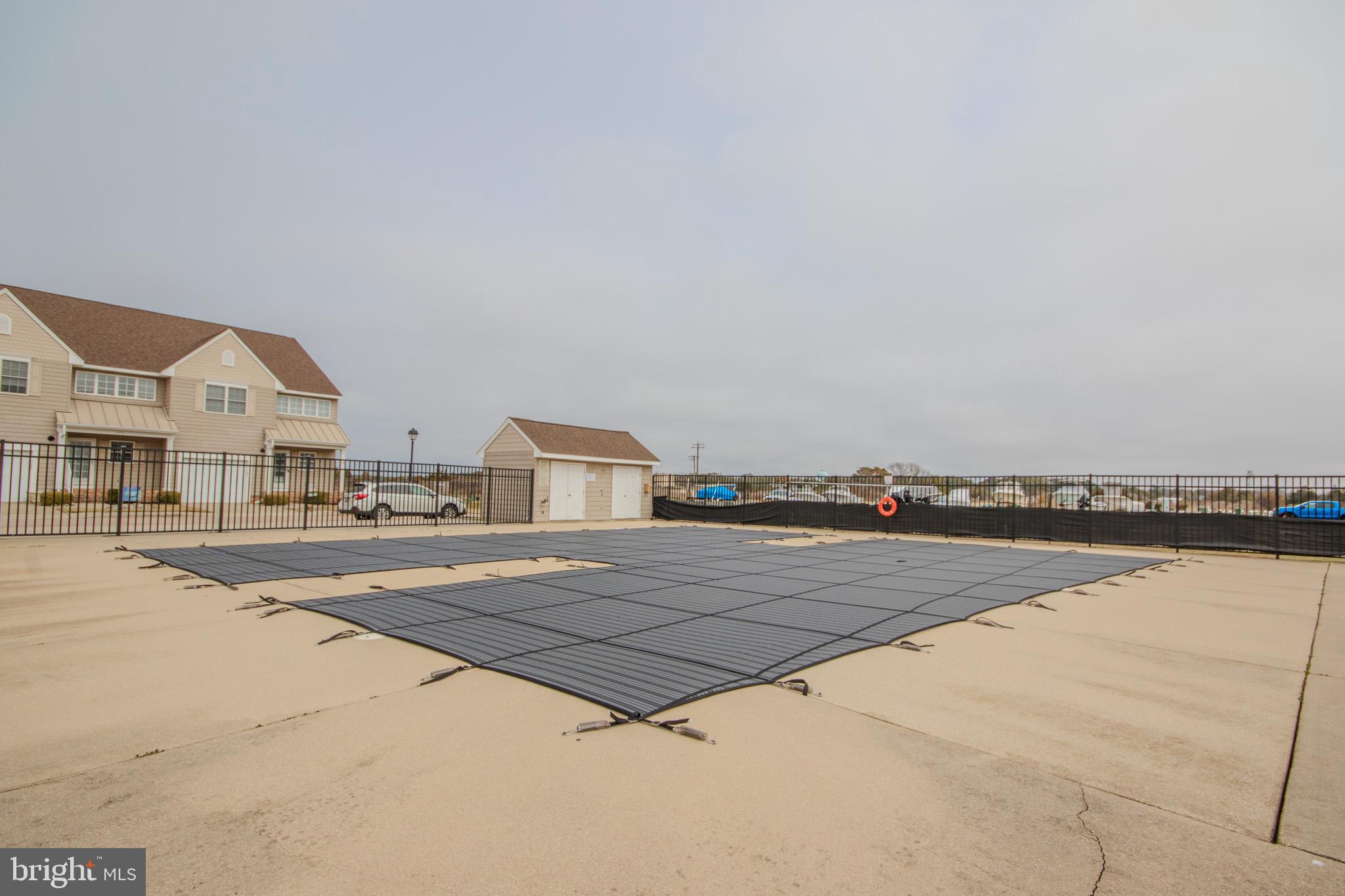 WATERS EDGE - Residential