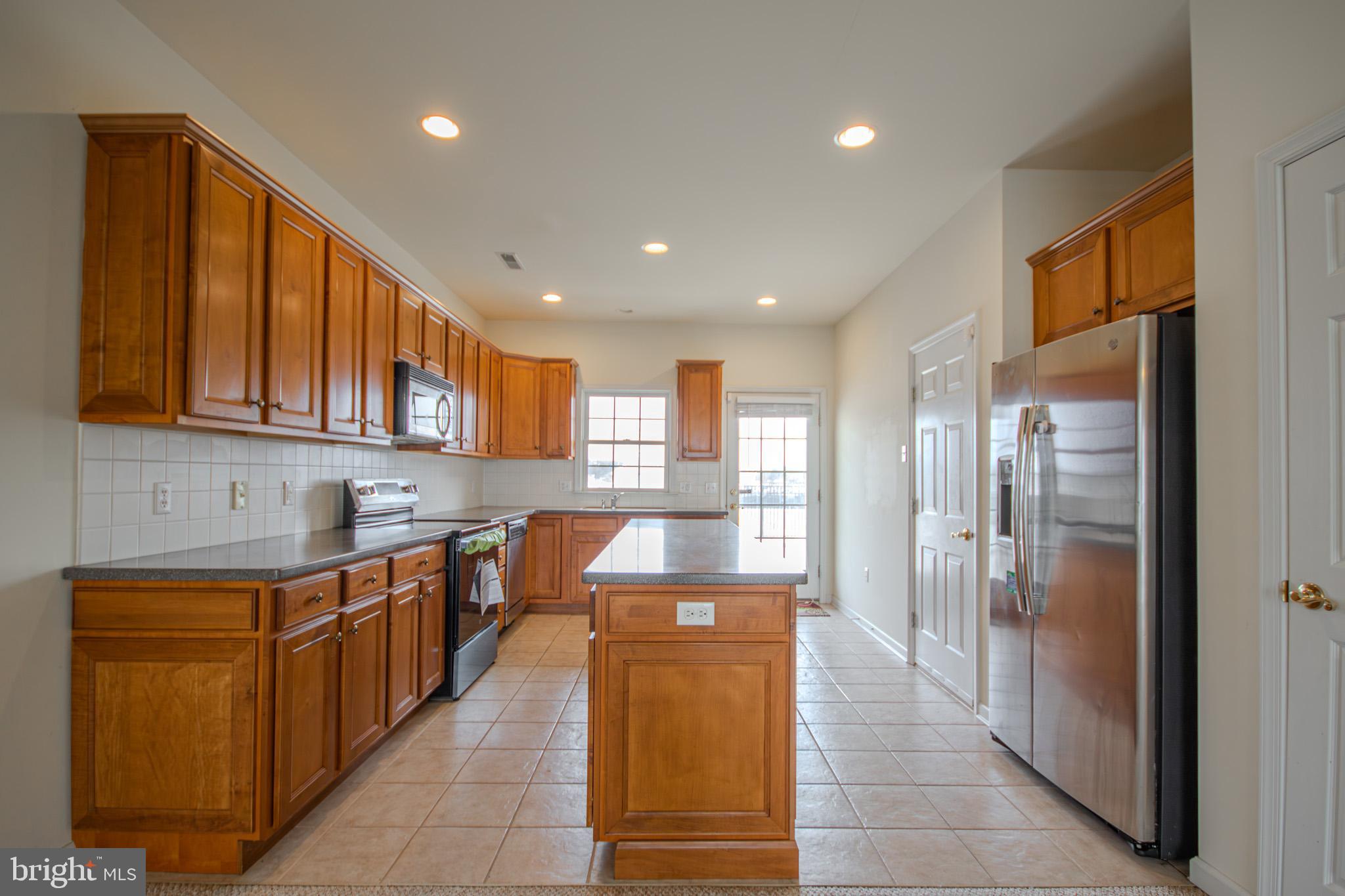 WATERS EDGE - Residential