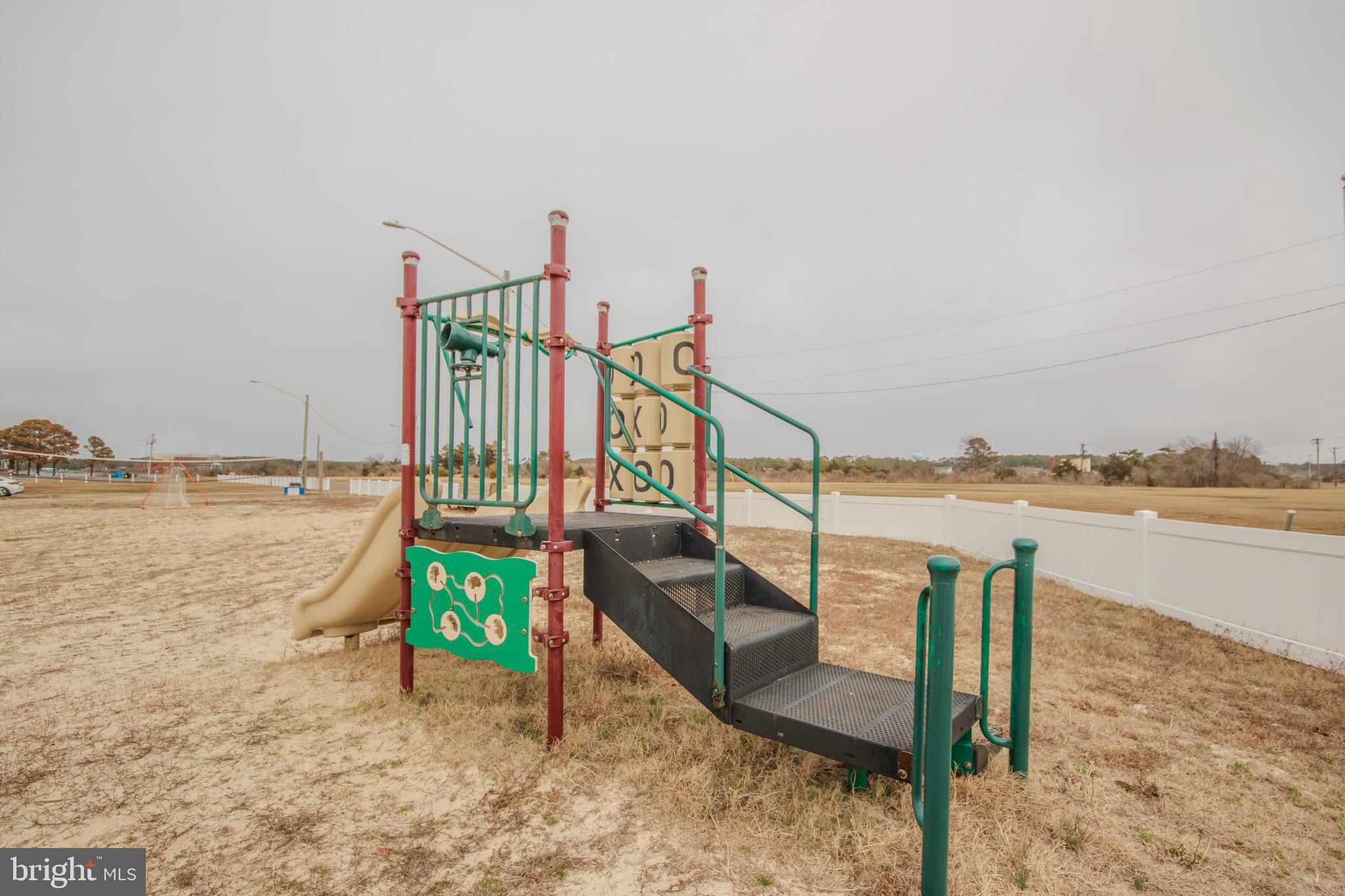 WATERS EDGE - Residential