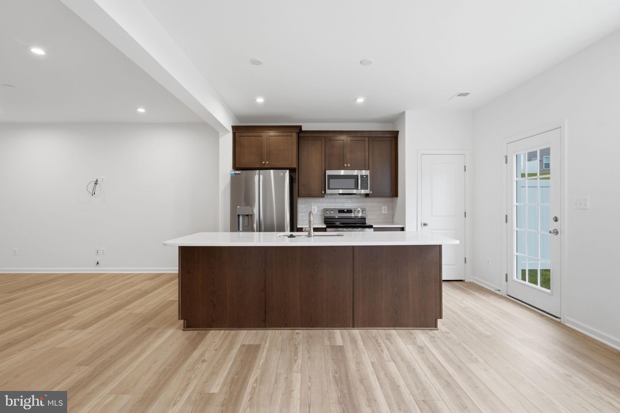 613 SLICK TERRACE