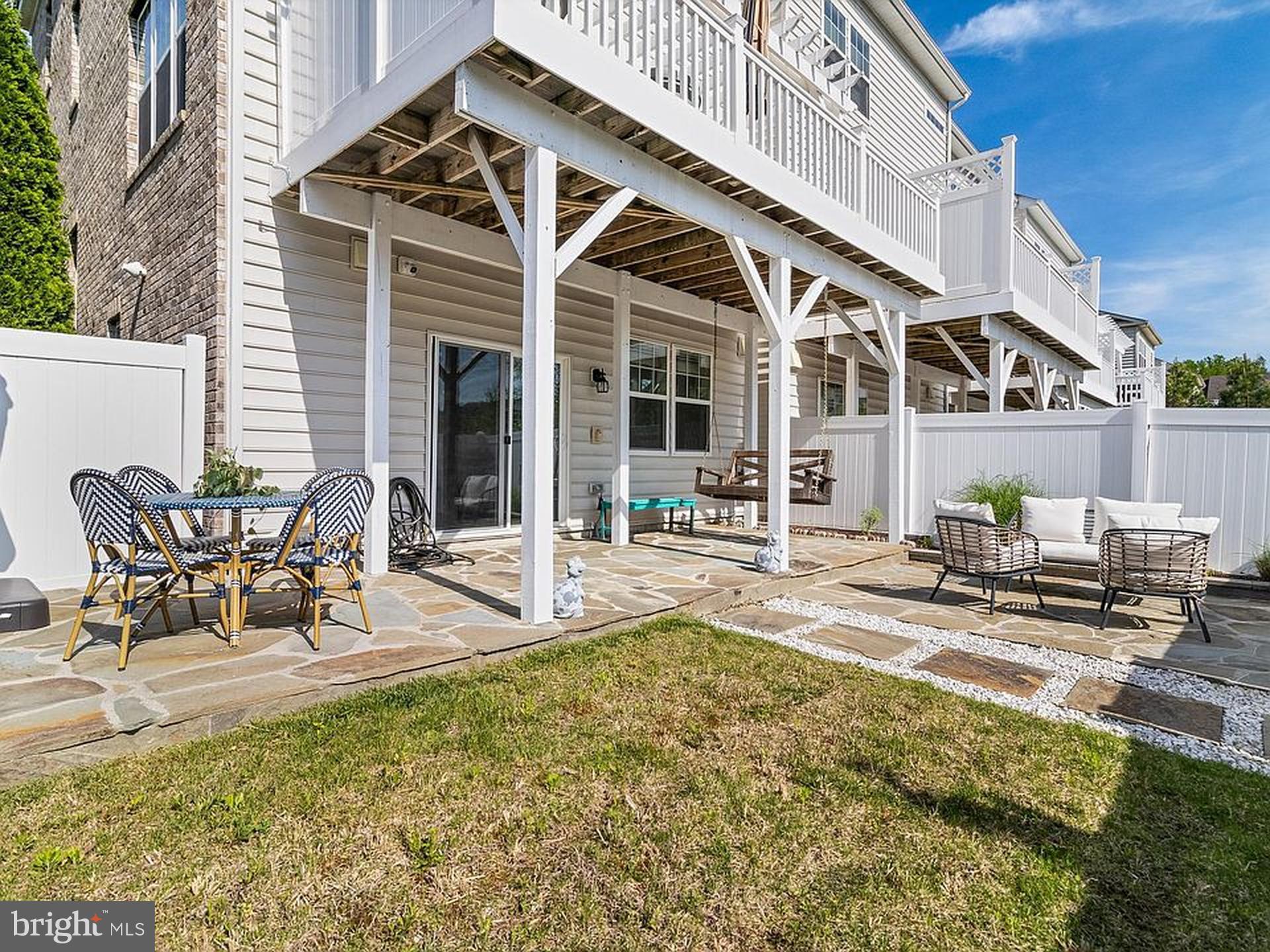 2805 MEDSTEAD LANE