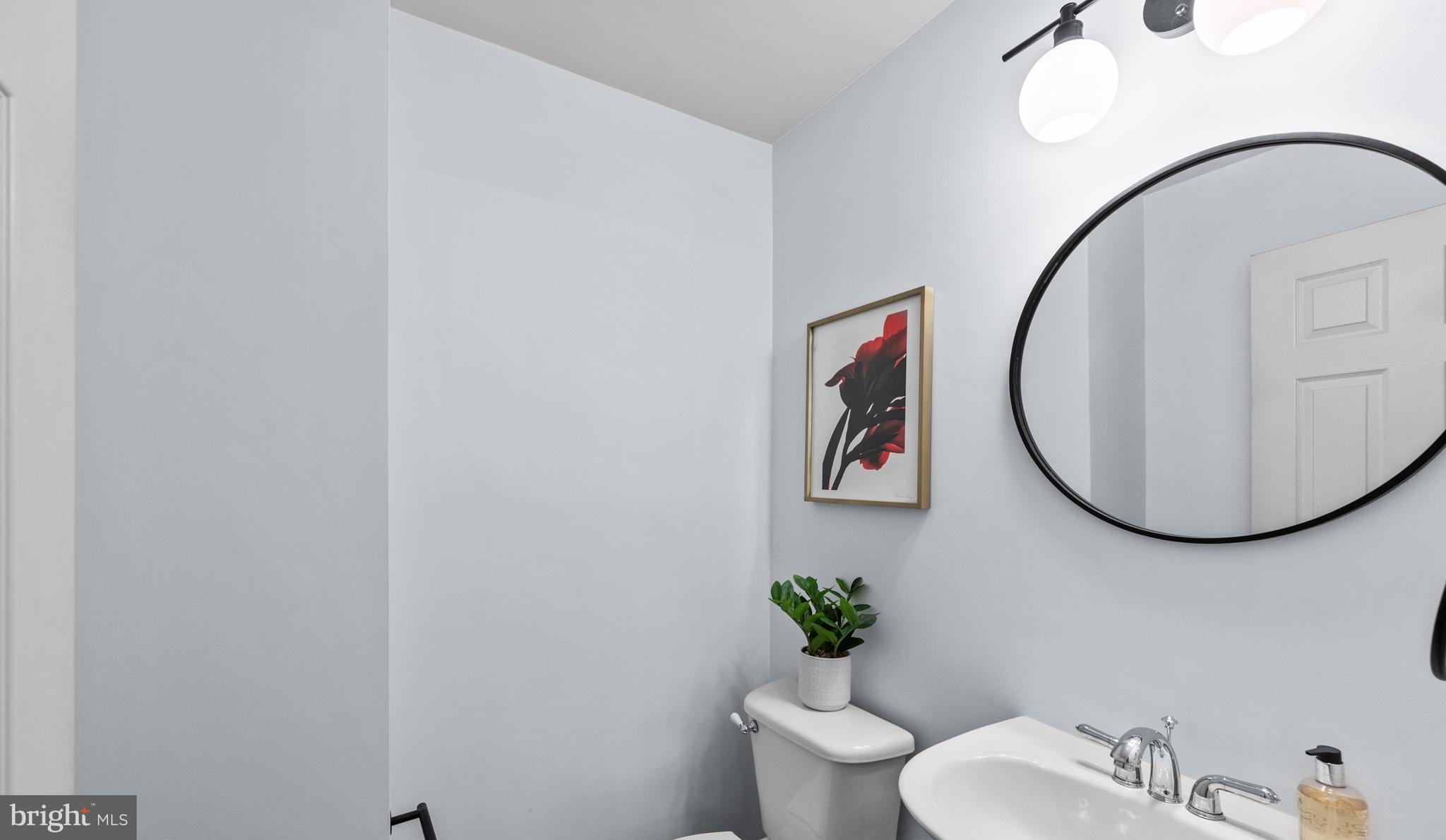 KENTLANDS MIDTOWN - Residential