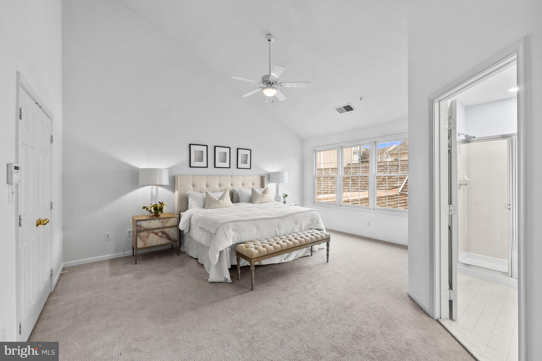 KENTLANDS MIDTOWN - Residential