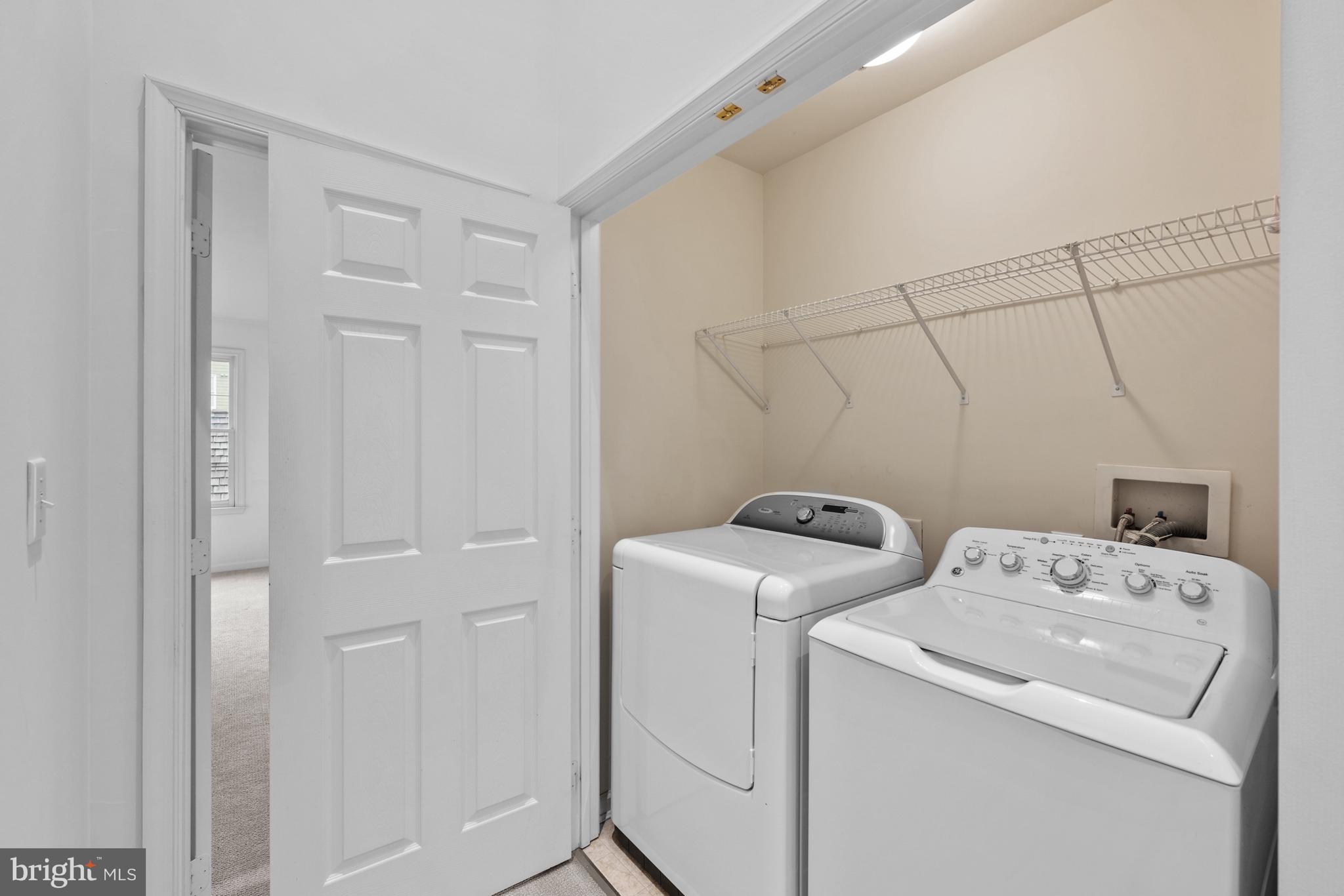 KENTLANDS MIDTOWN - Residential