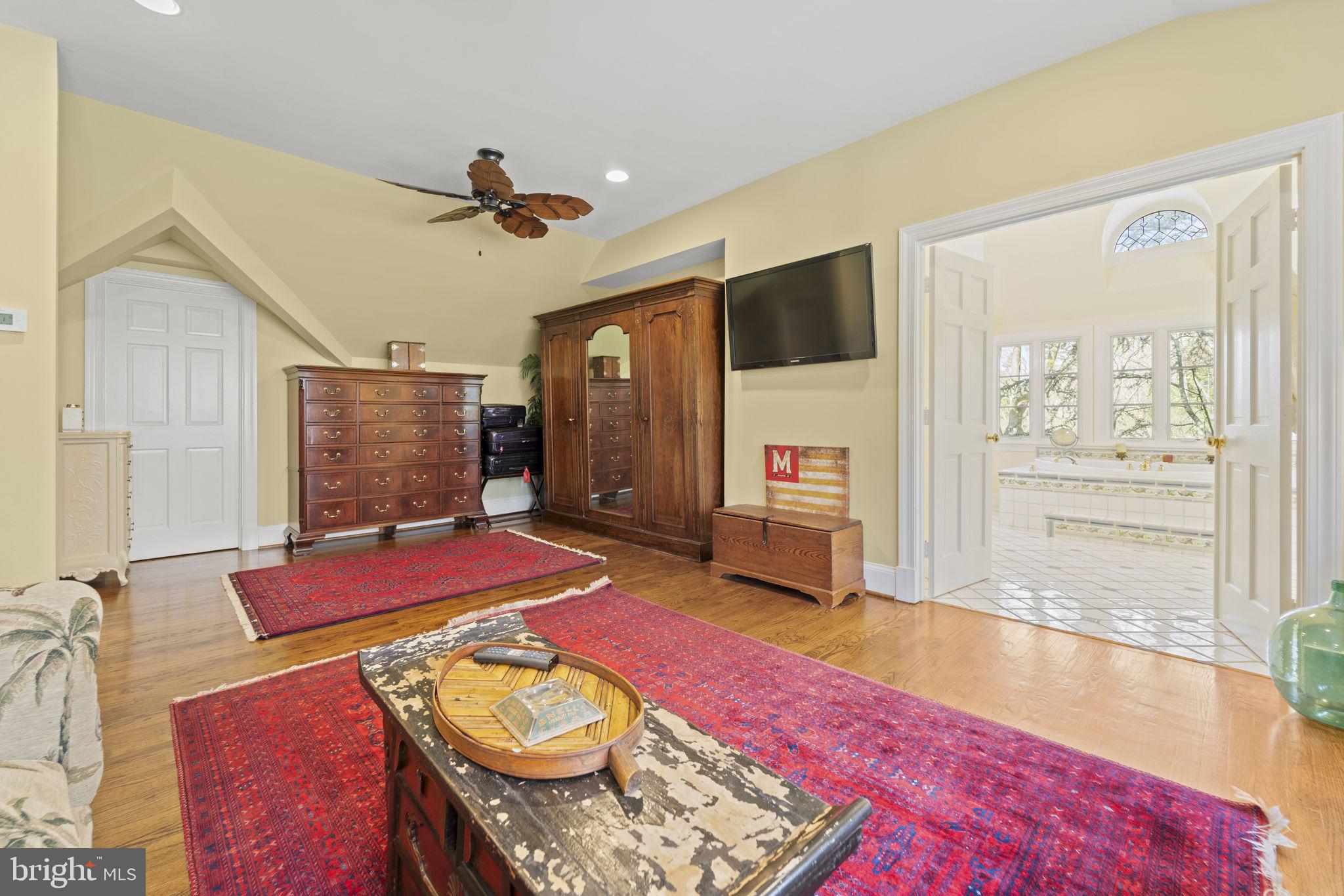 POTOMAC FALLS - Residential