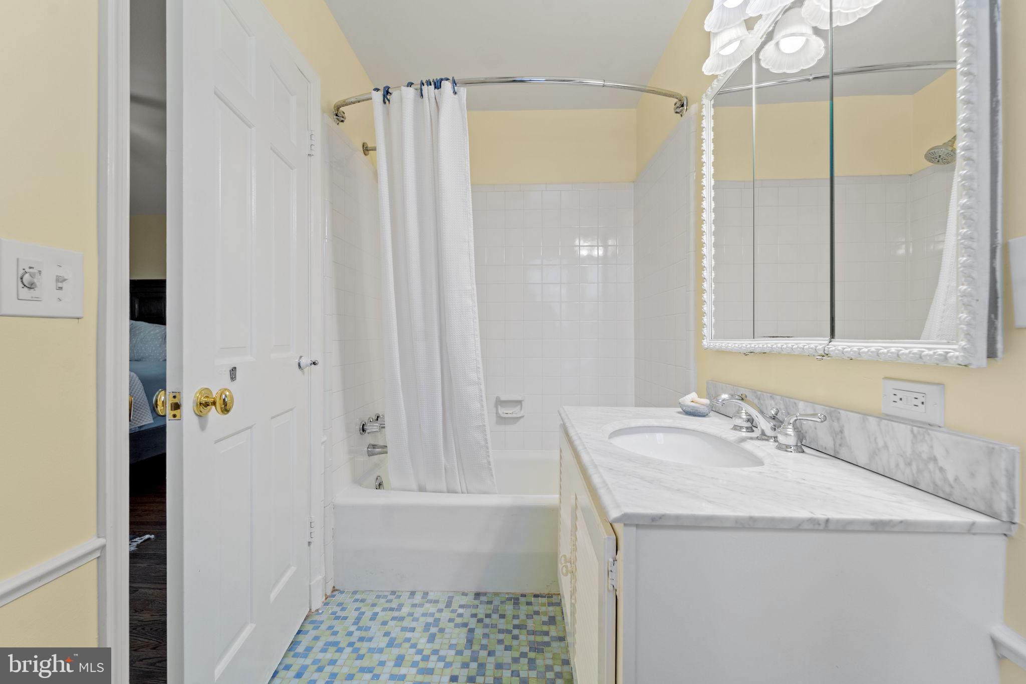 POTOMAC FALLS - Residential