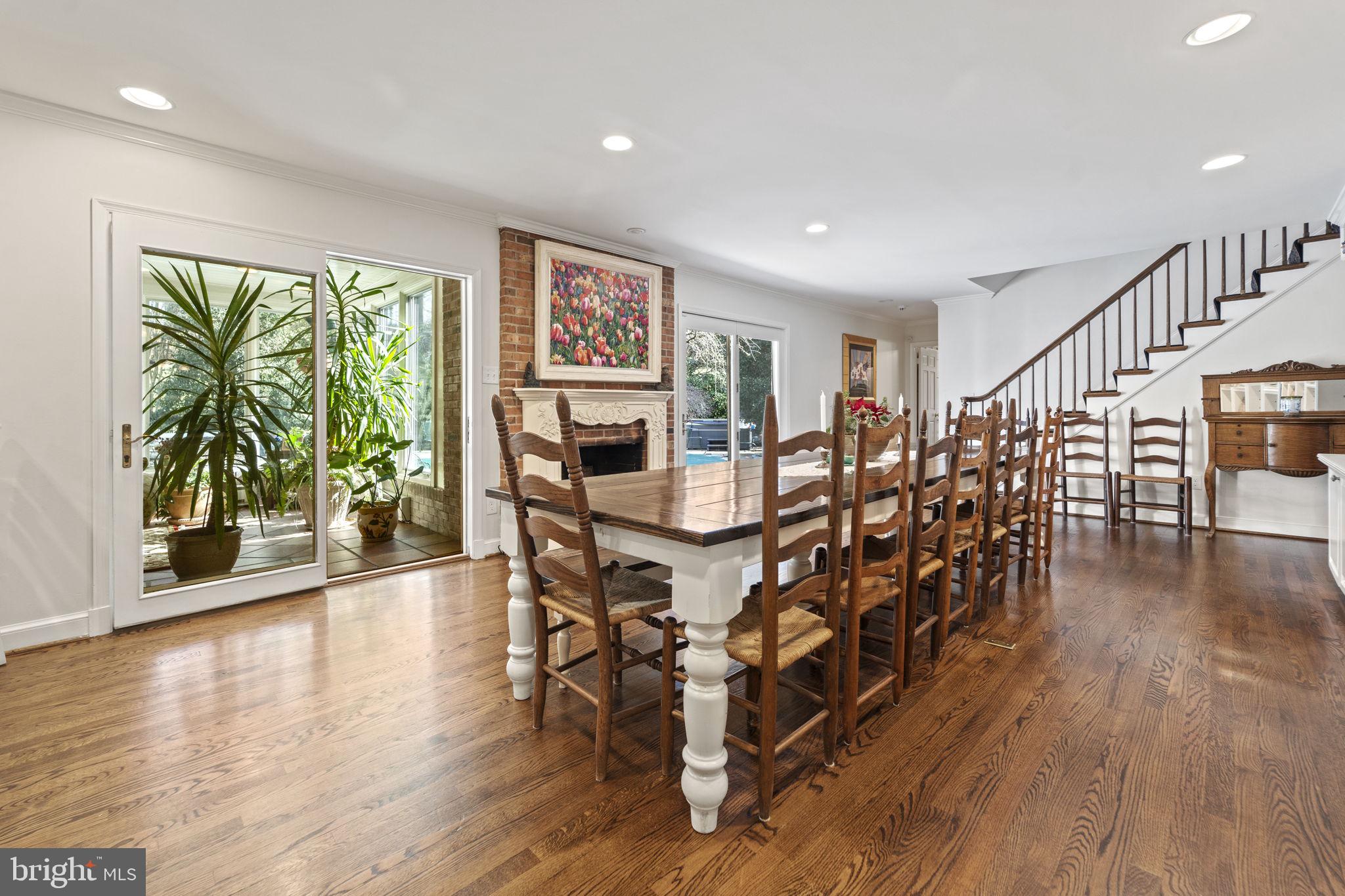 POTOMAC FALLS - Residential