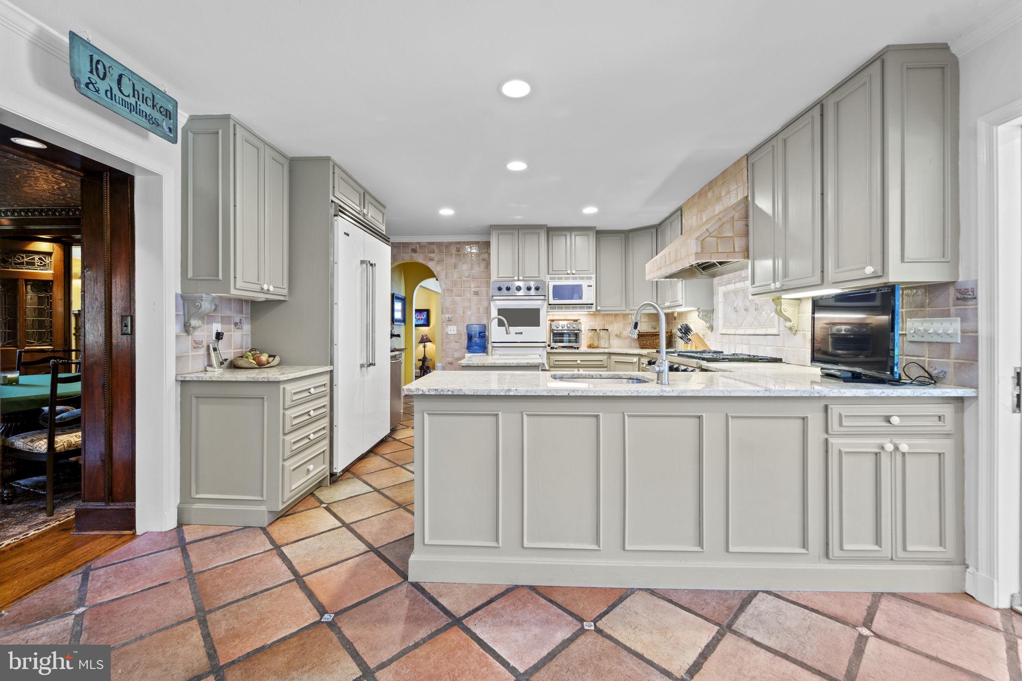 POTOMAC FALLS - Residential