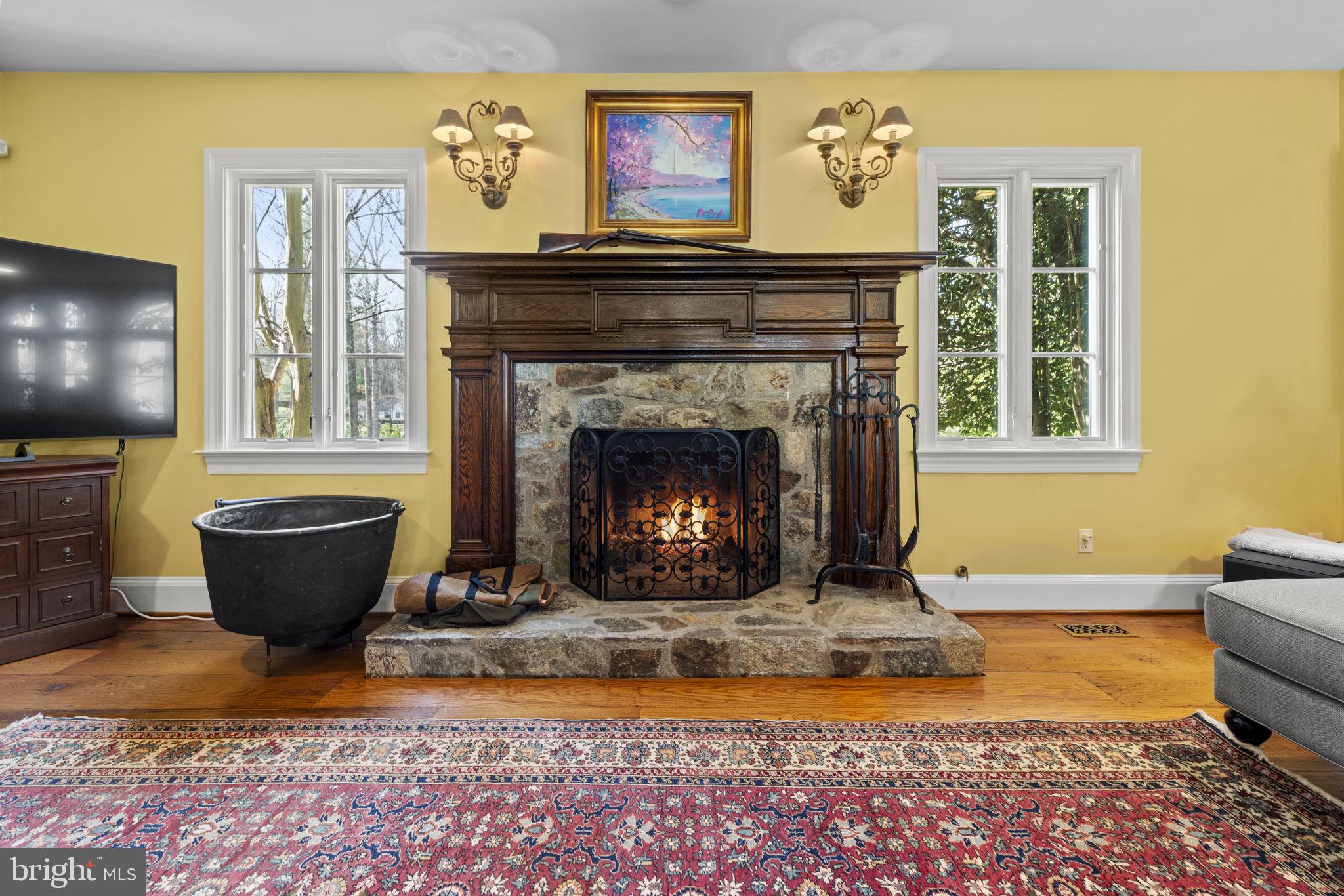 POTOMAC FALLS - Residential