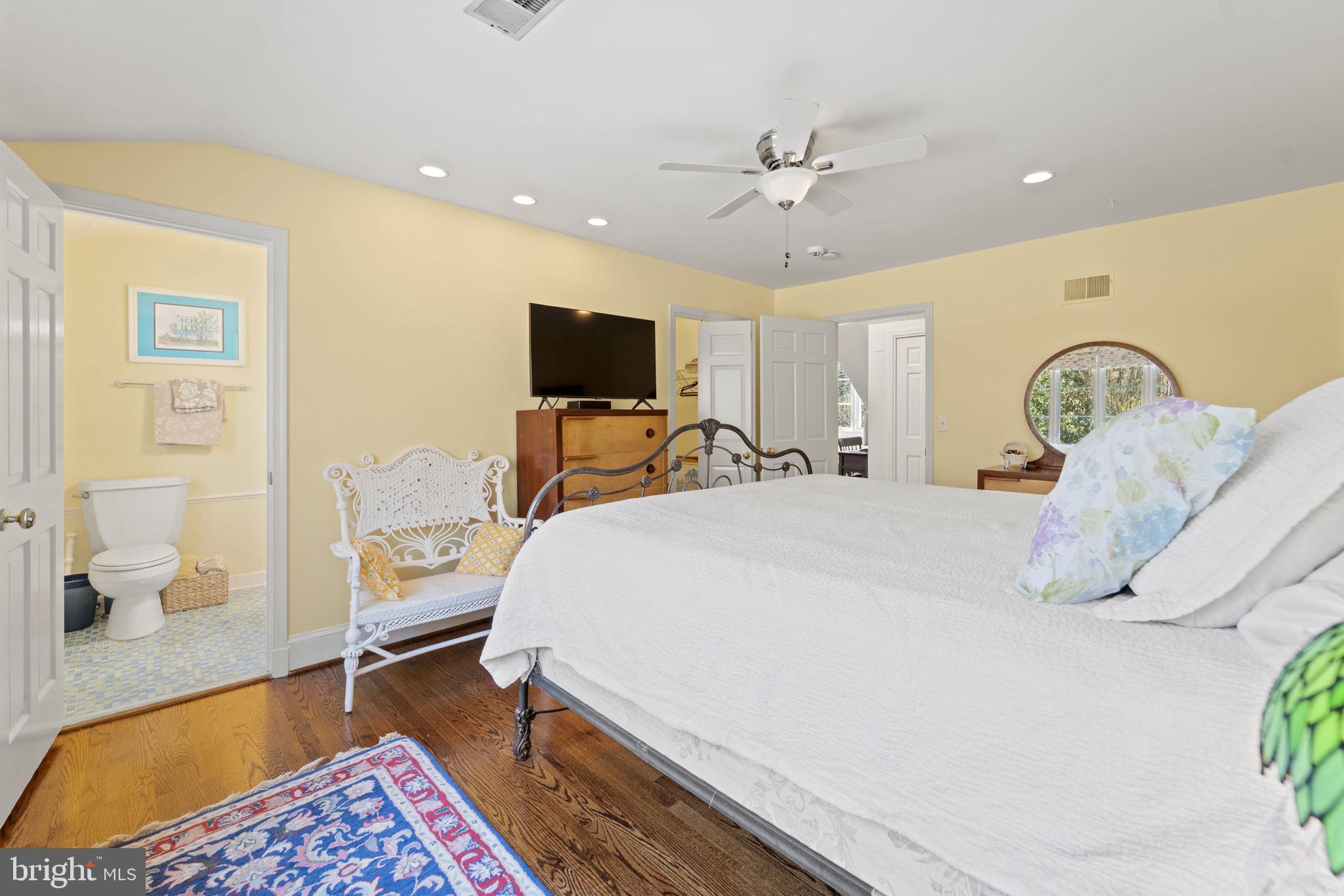 POTOMAC FALLS - Residential