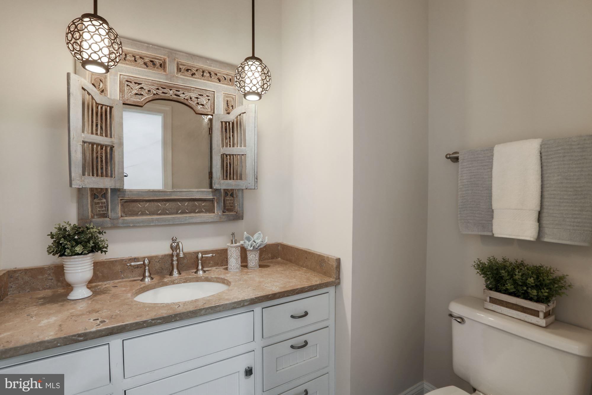 COUNTRY CLUB HILLS - Residential