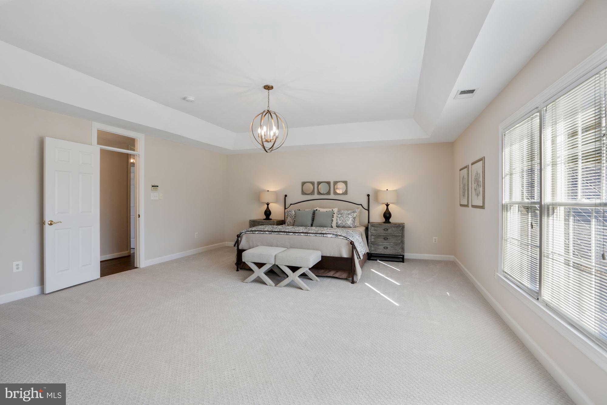 COUNTRY CLUB HILLS - Residential