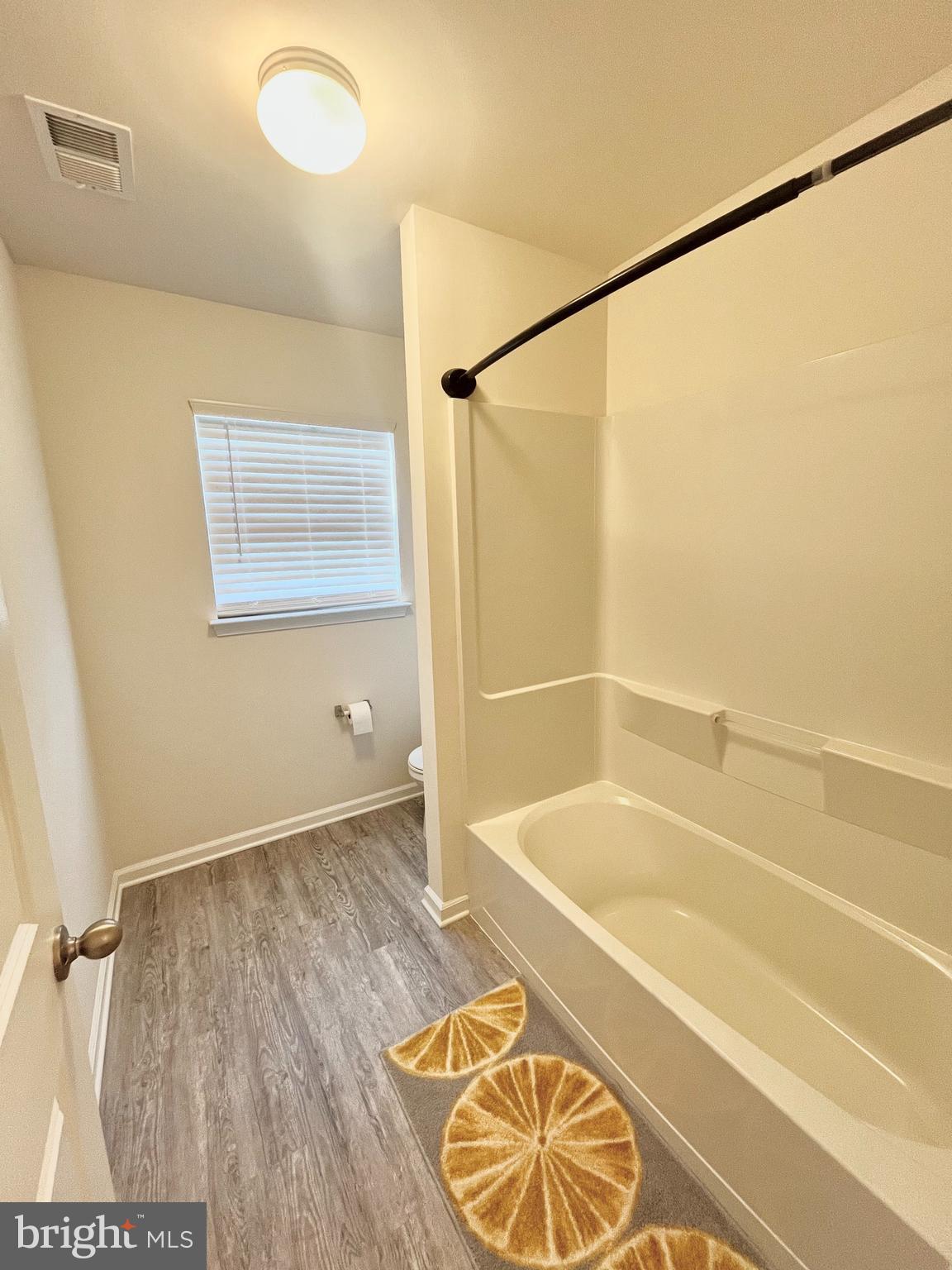 MCGINNIS POINT - Residential