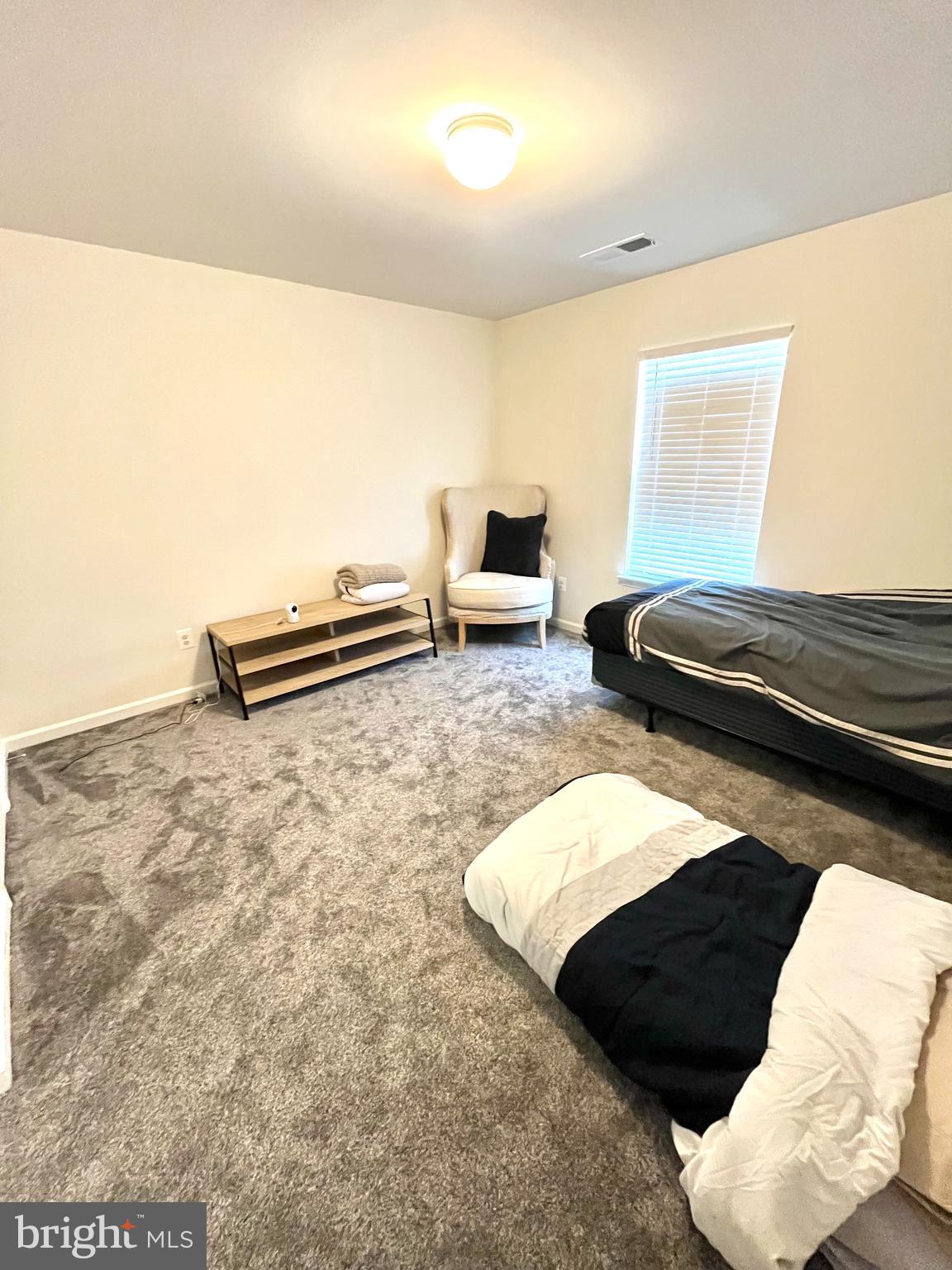 MCGINNIS POINT - Residential