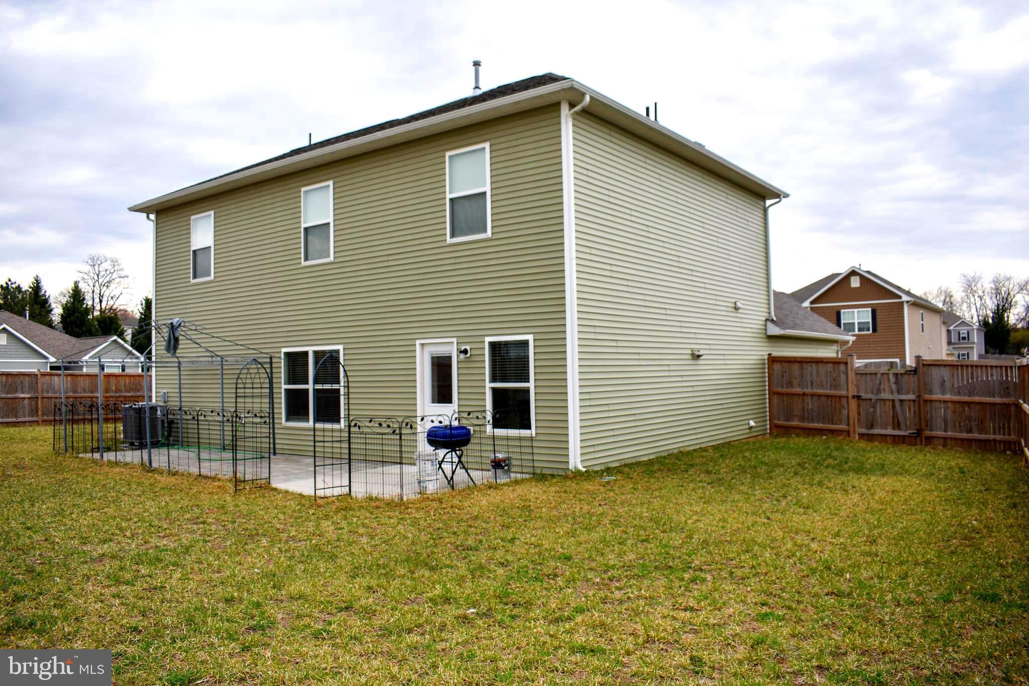 MCGINNIS POINT - Residential