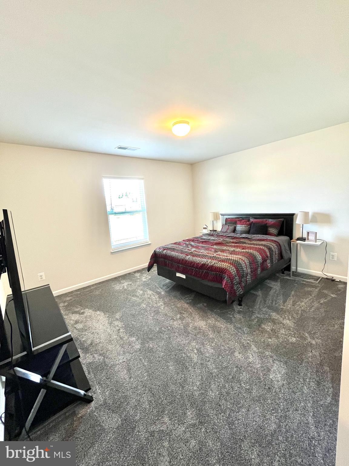 MCGINNIS POINT - Residential