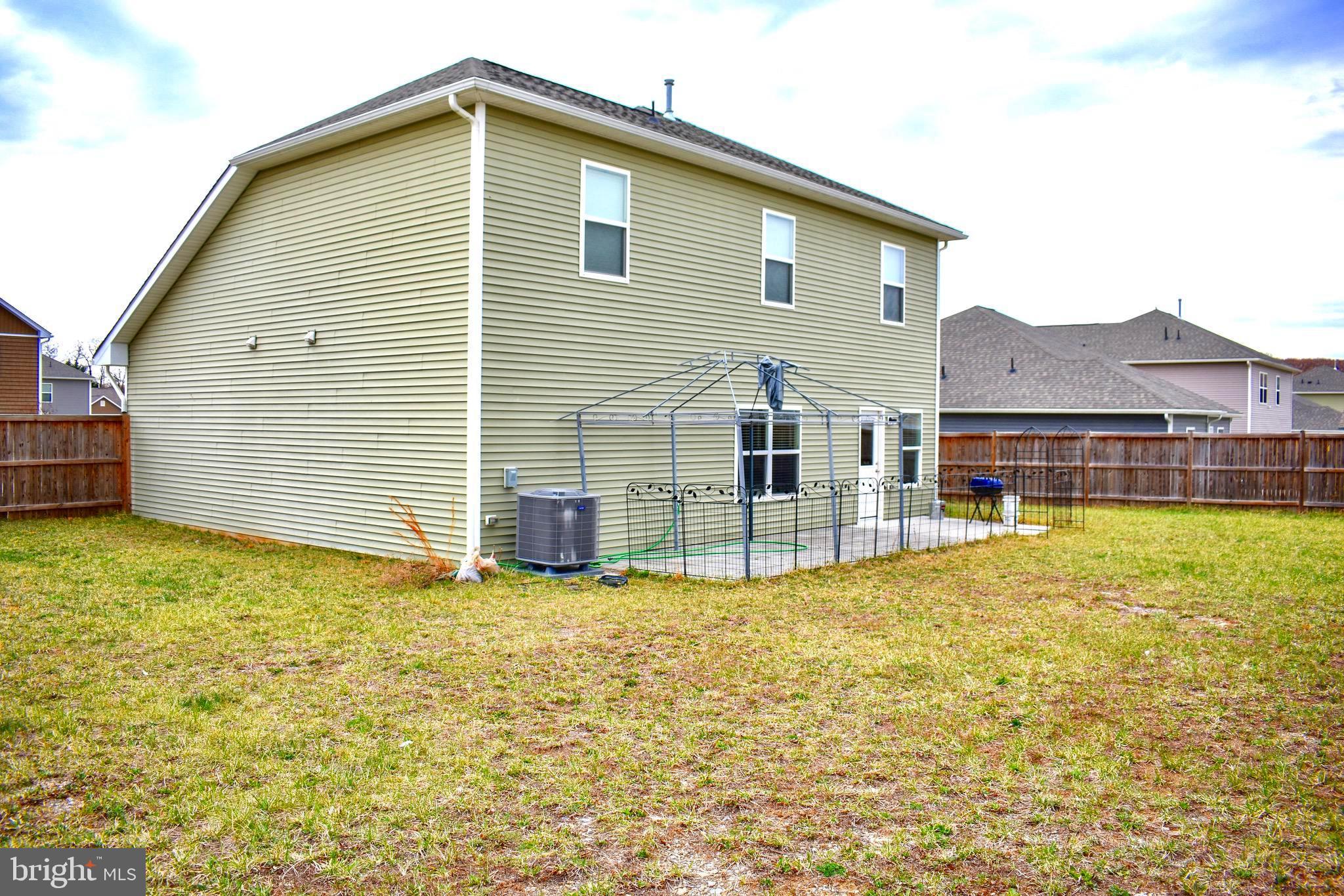 MCGINNIS POINT - Residential