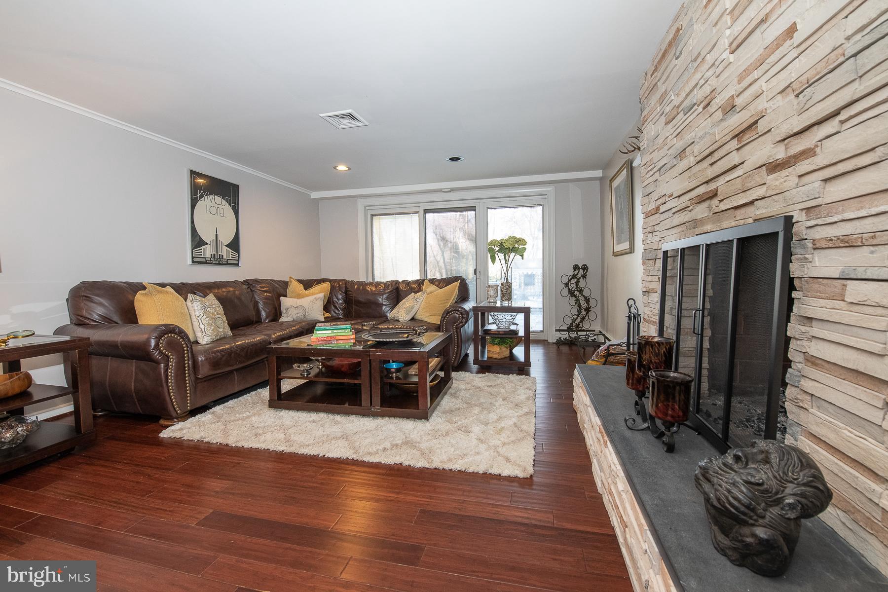 ELKINS PARK - Residential