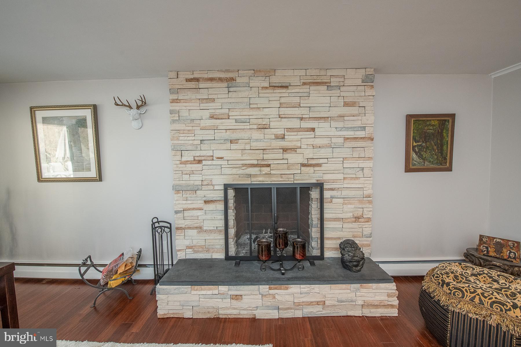 ELKINS PARK - Residential