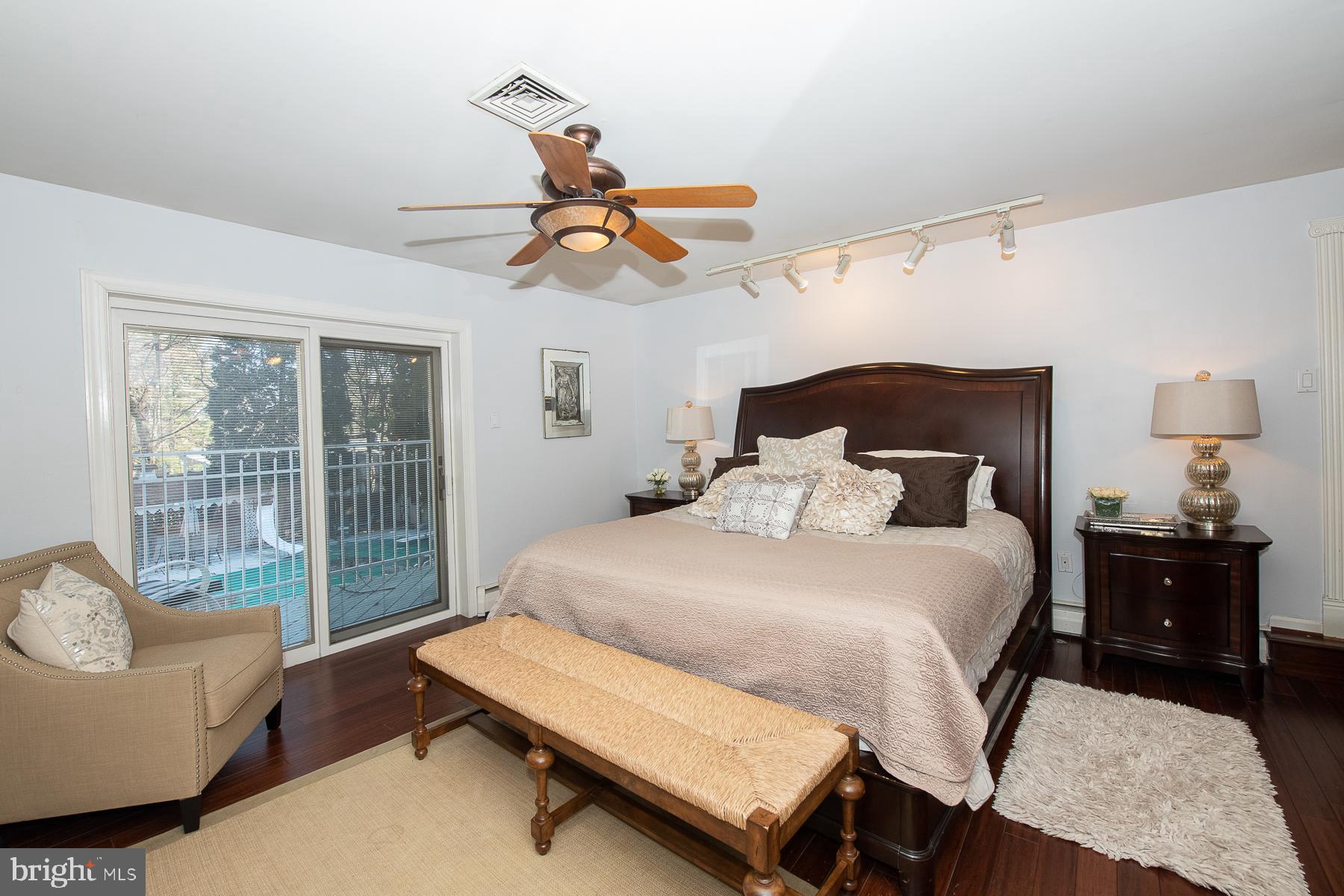 ELKINS PARK - Residential